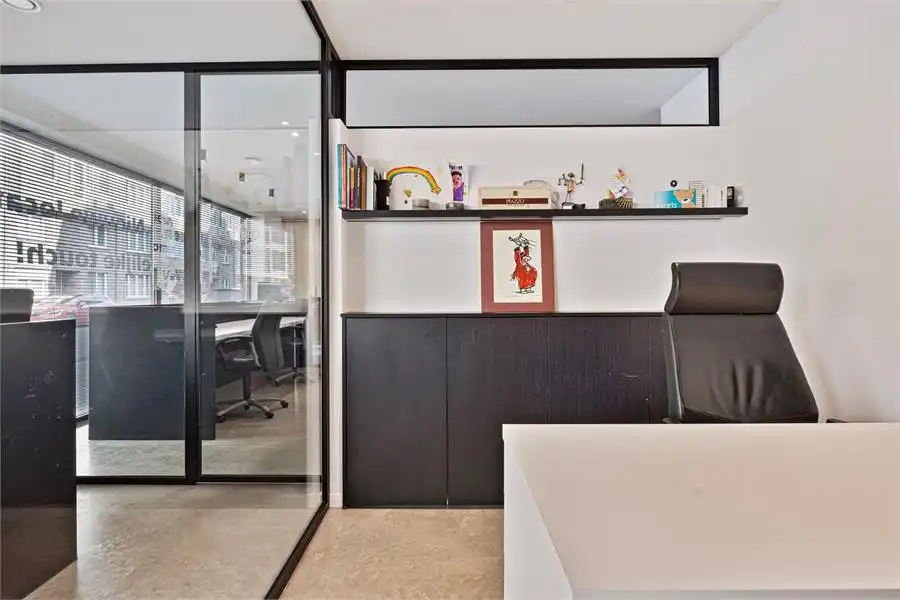 Modern kantoorgebouw te huur op toplocatie in Tessenderlo-Ham foto 8