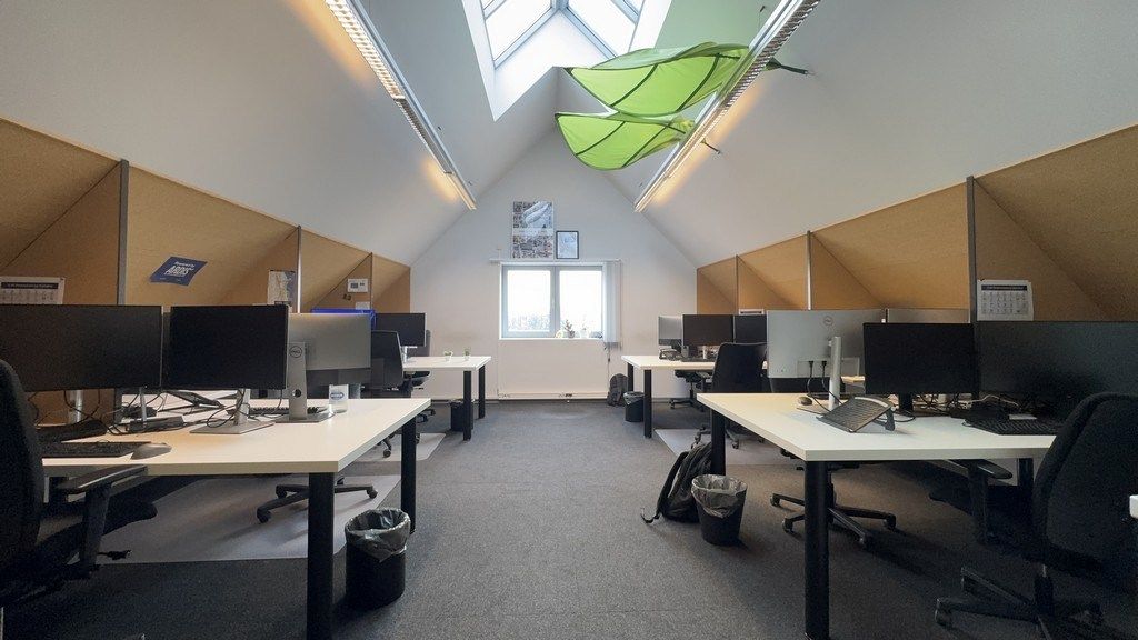 Ingedeelde kantoorruimte te huur in Brugstraat in Aalter foto 11