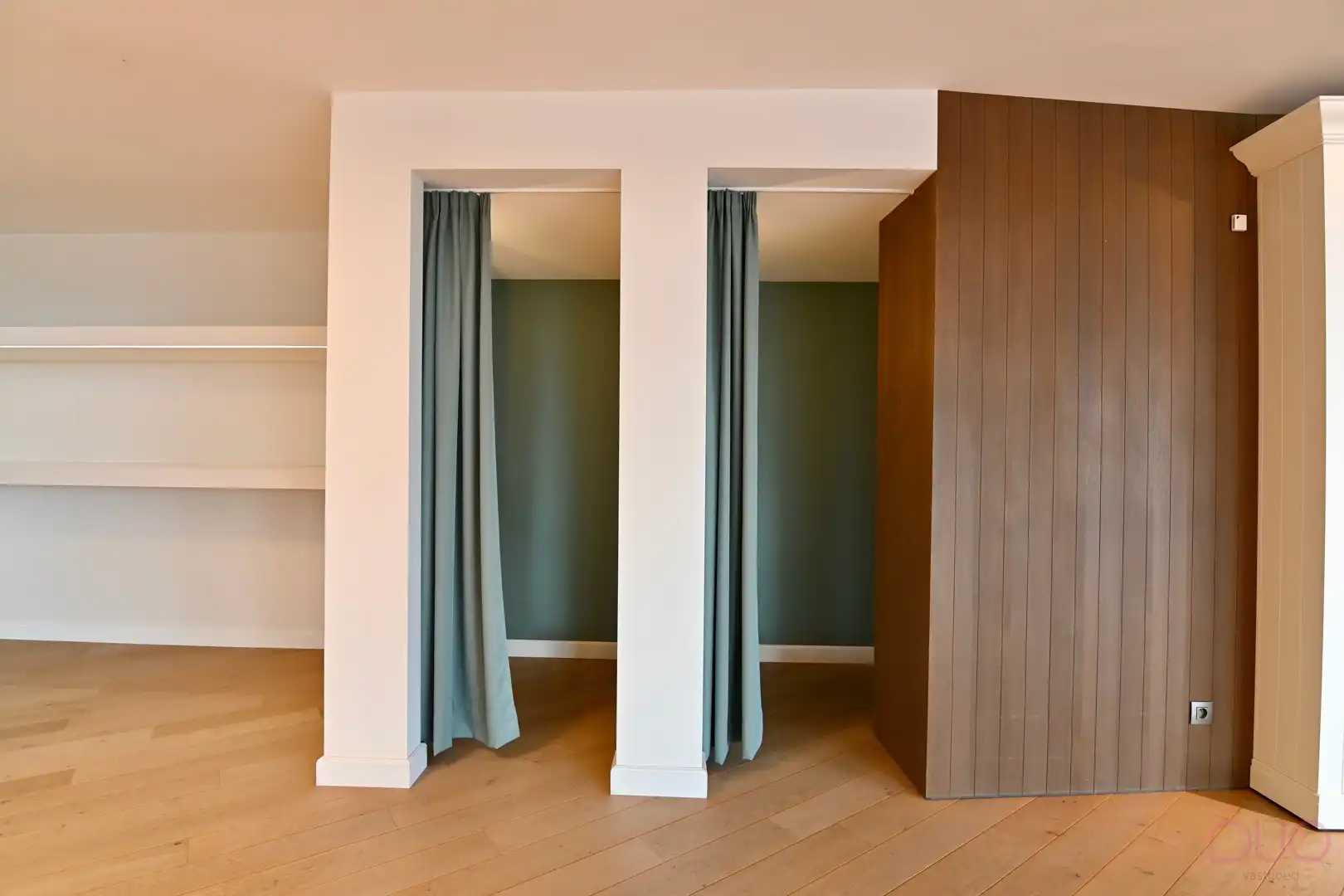 Handelspand op commerciële locatie met  luxueuze penthouse tussen de boomgaarden foto 9