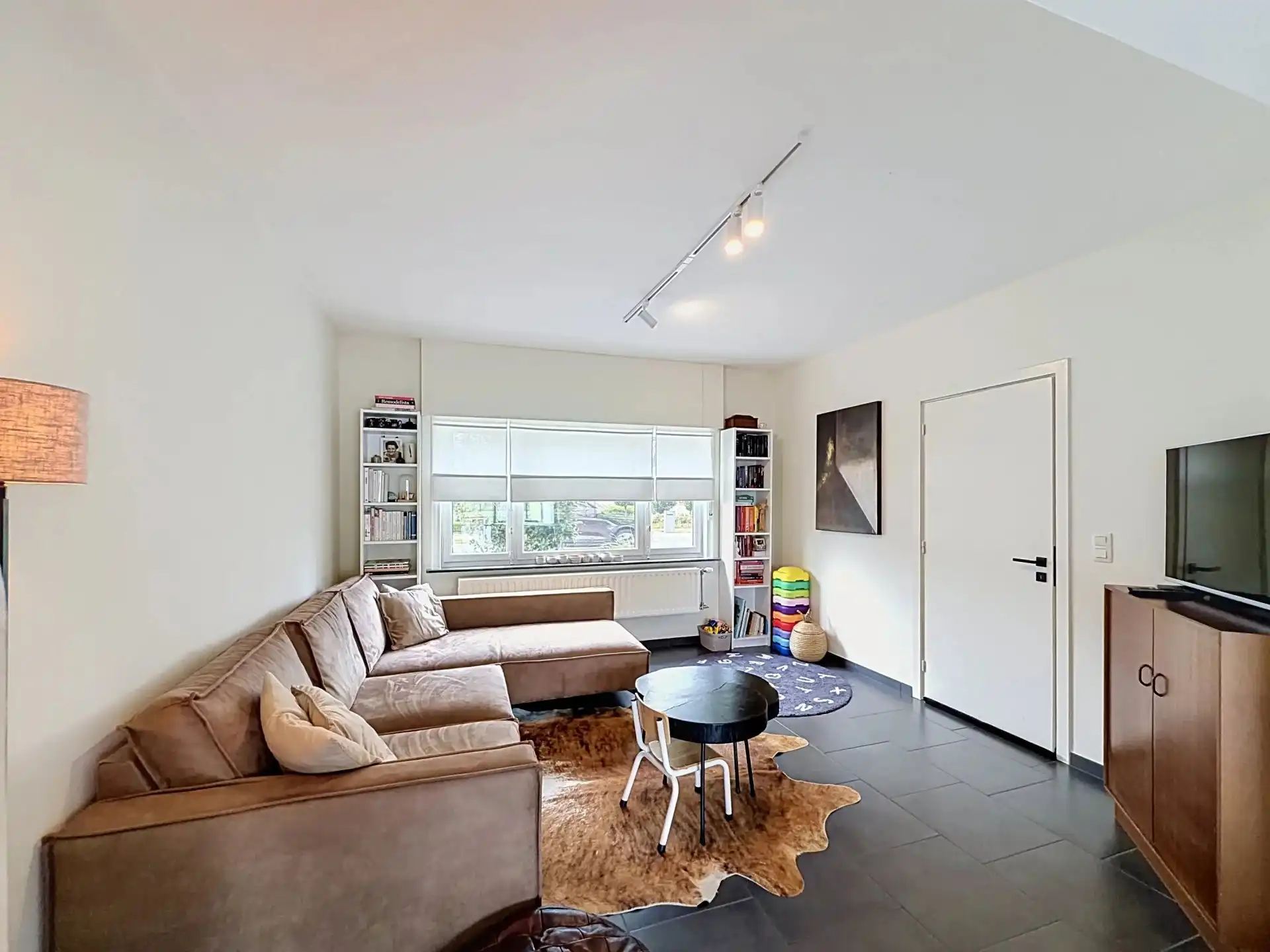 Instapklare gezellige woning op een mooi perceel met 3 slaapkamers en 2 badkamers foto 5