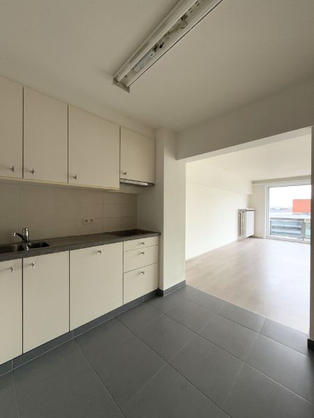 Gerenoveerd appartement met veel lichtinval, gelegen op de Markt foto 8