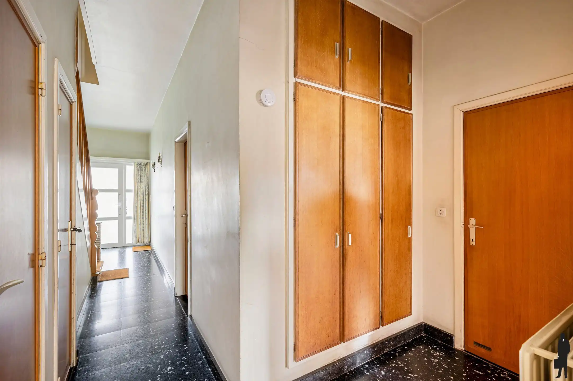 Te renoveren woning met garage én tuin foto 6