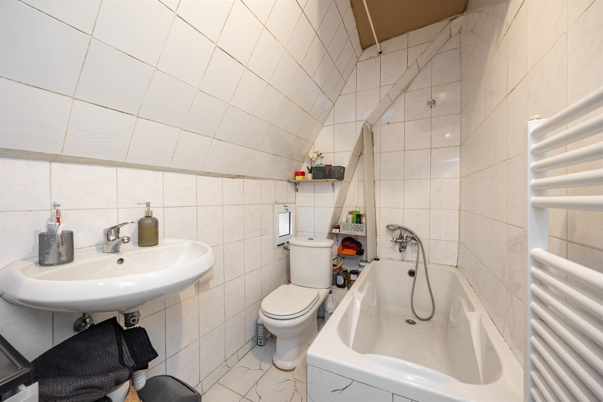 Instapklare gezinswoning met drie slaapkamers foto 12