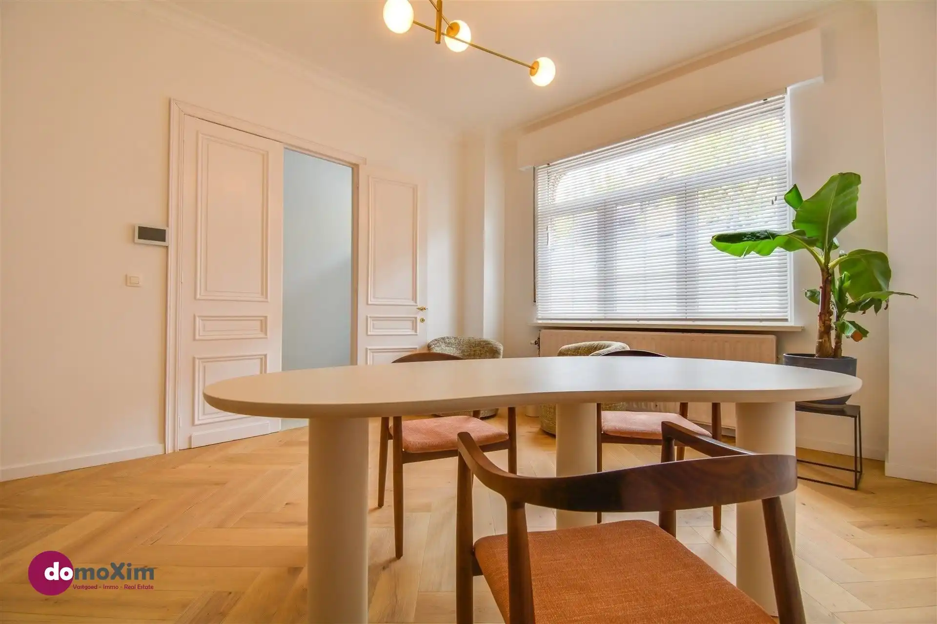 Gerenoveerde woning met vier slaapkamers in Mechelen foto 11