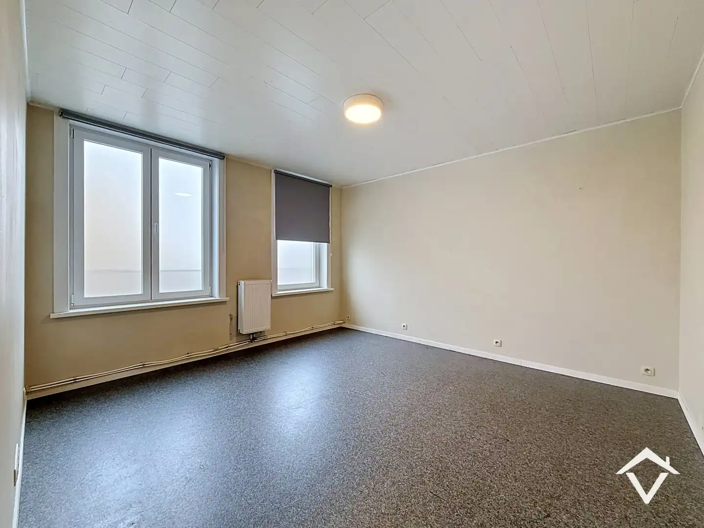 Centraal gelegen woning met 5 slaapkamers te Roeselare foto 13