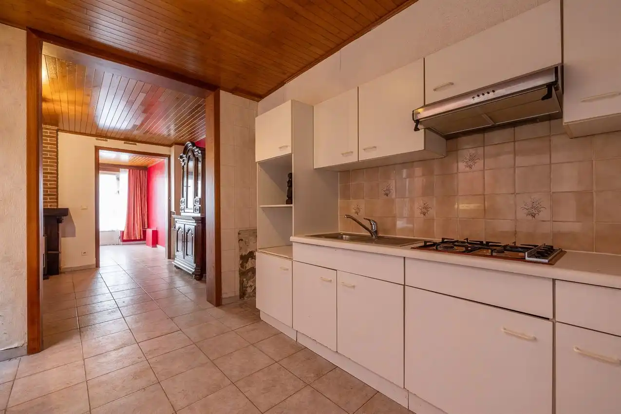 Op te frissen stadswoning met 4slk.  foto 9