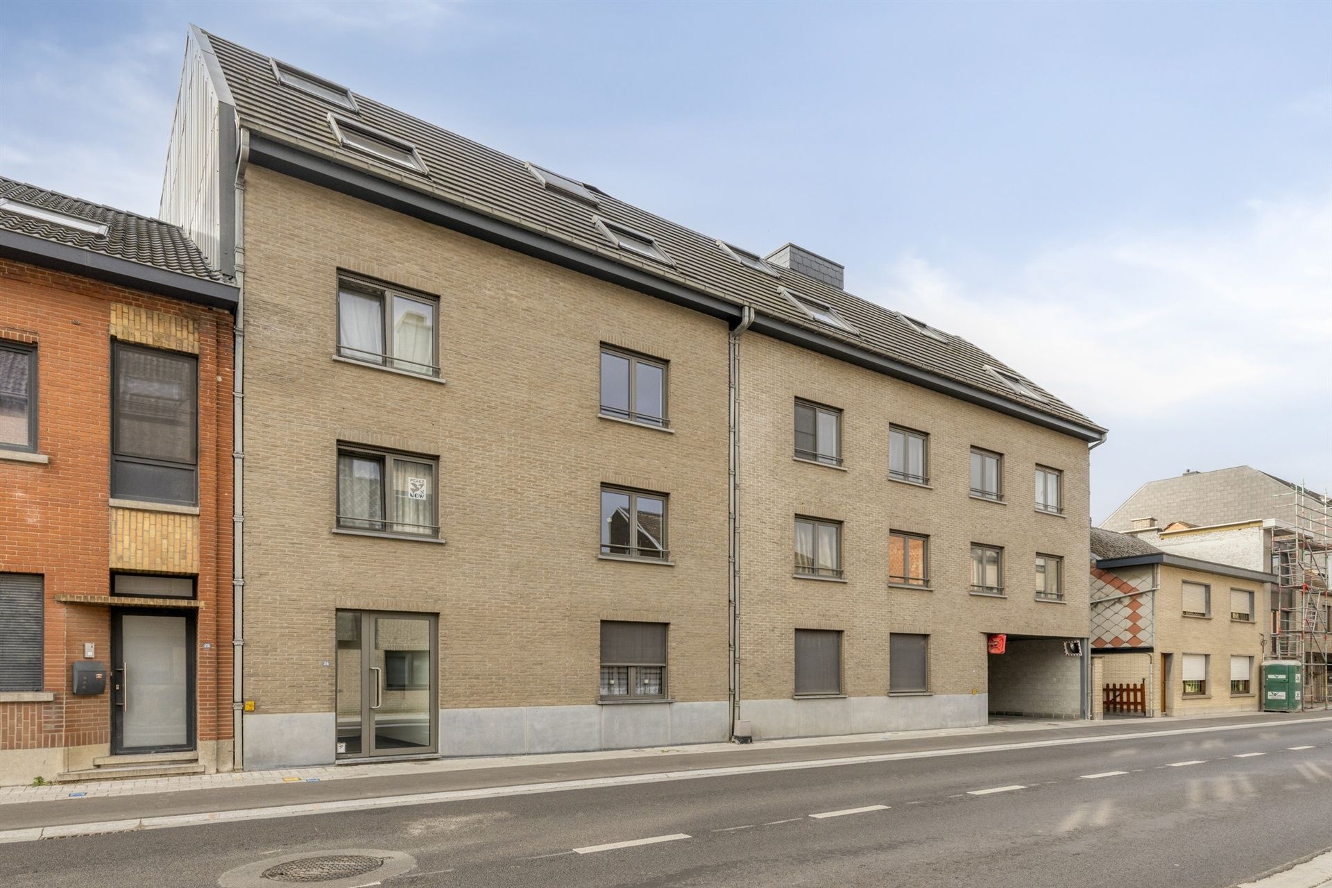 Instapklaar appartement met groot zuidwest-terras en EPC A foto {{pictureIndex}}