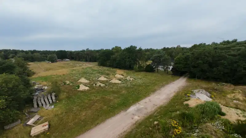 Uniek groendomein van ca. 6 ha met te renoveren woning. foto 7