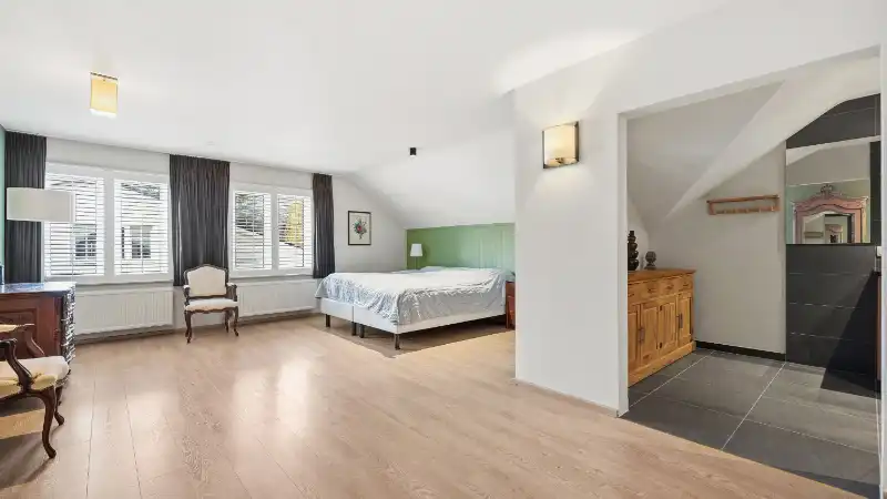 Zeer ruime villa van 432m² op 21 are vlakbij golf-en meerdomein foto 17