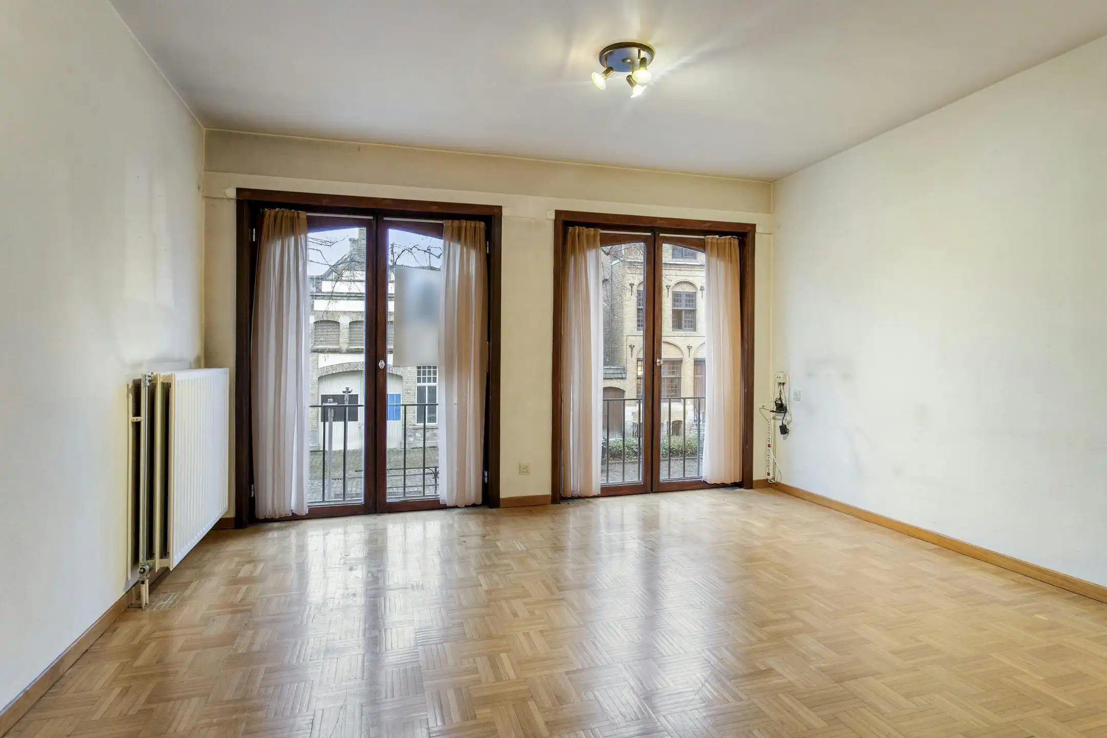 Appartement te koop op de Veemarkt in Ieper  foto 4