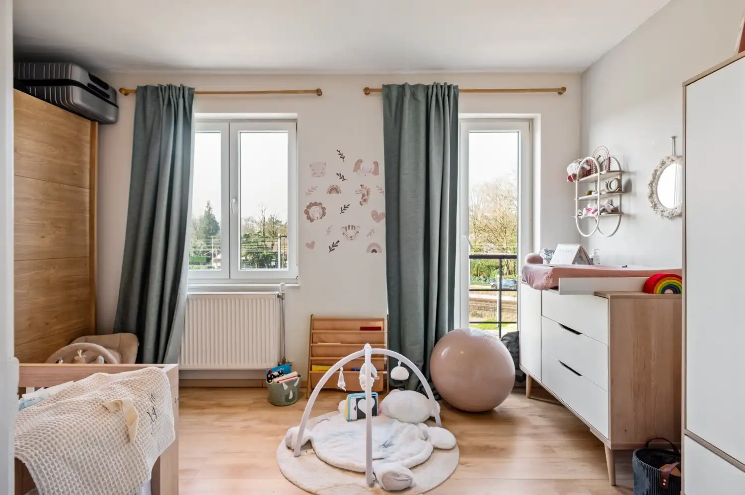 Ruim instapklaar appartement met 2 slaapkamers en terras op centrale ligging in Kapellen foto 10