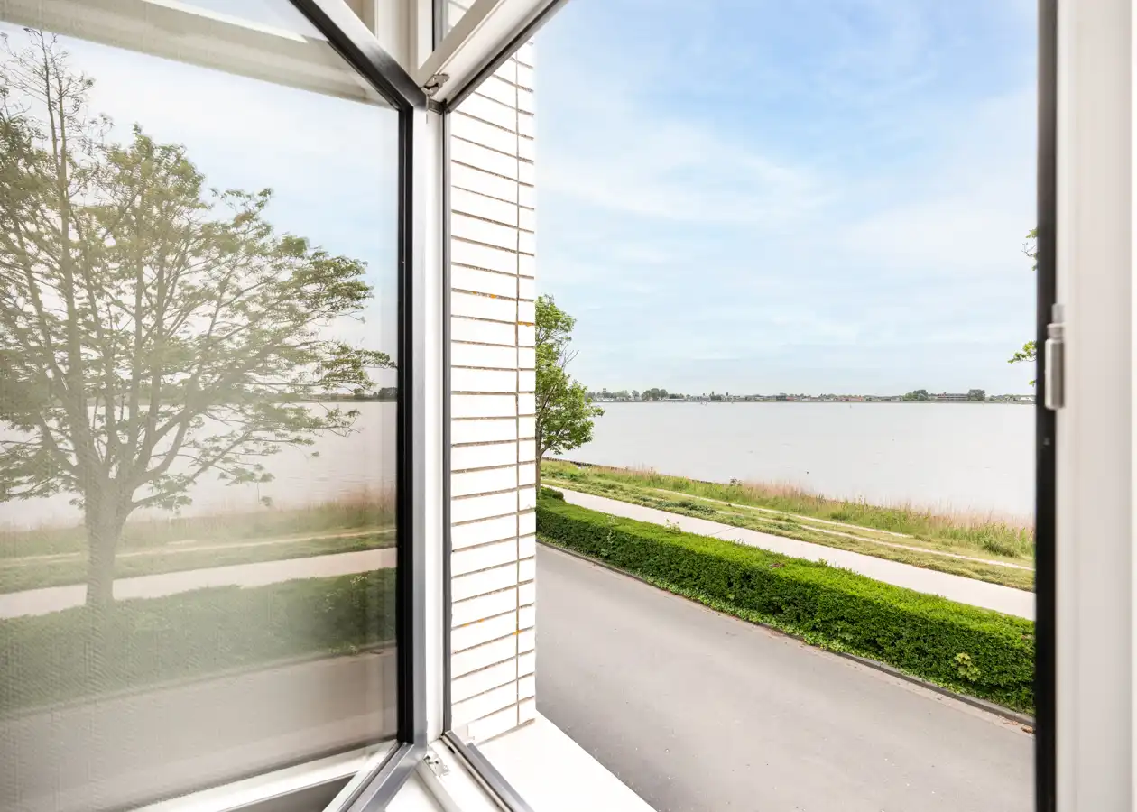 gezinswoning met 4 slaapkamers zicht op Spuikom foto 17