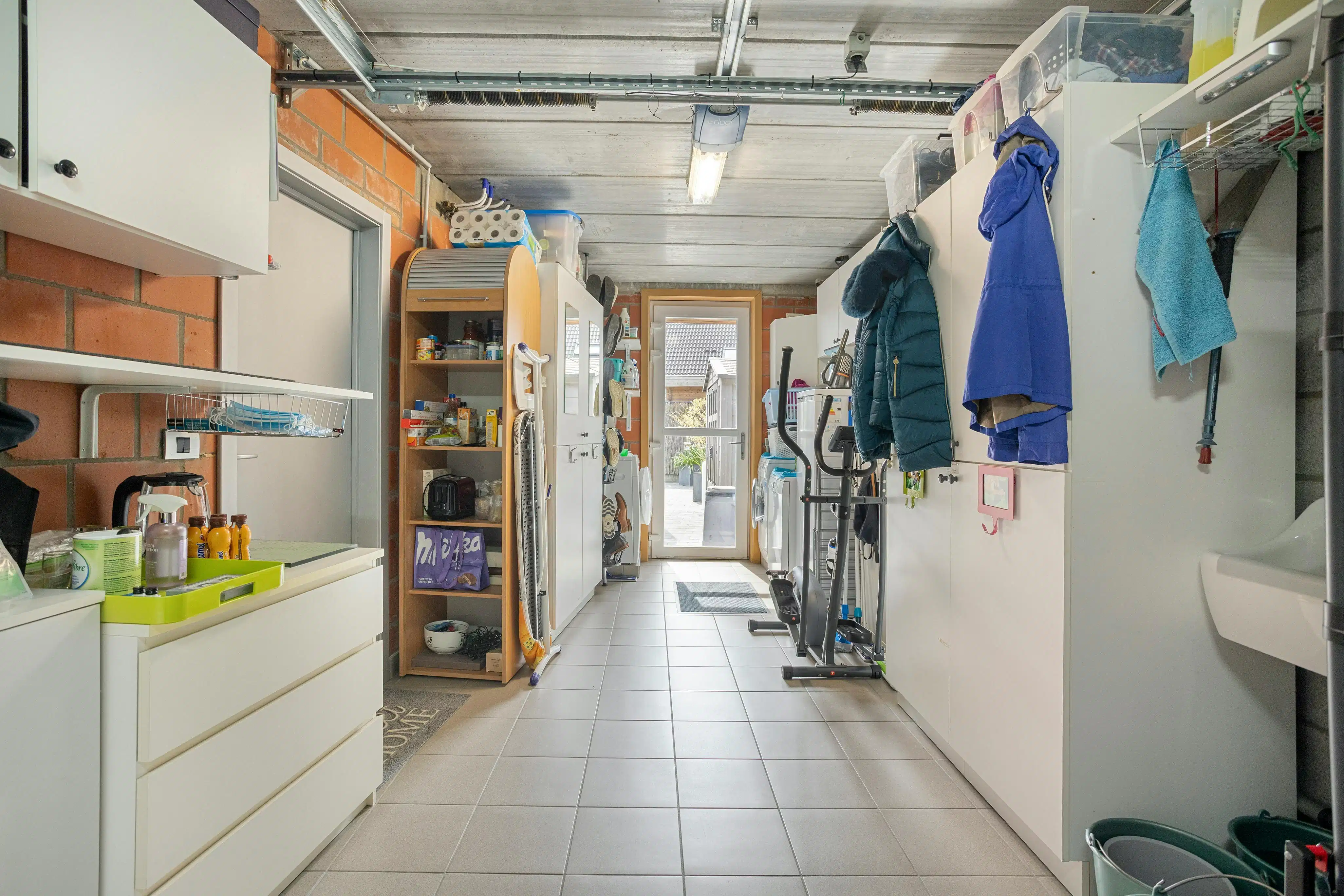 Instapklaar huis te Roeselare foto 16