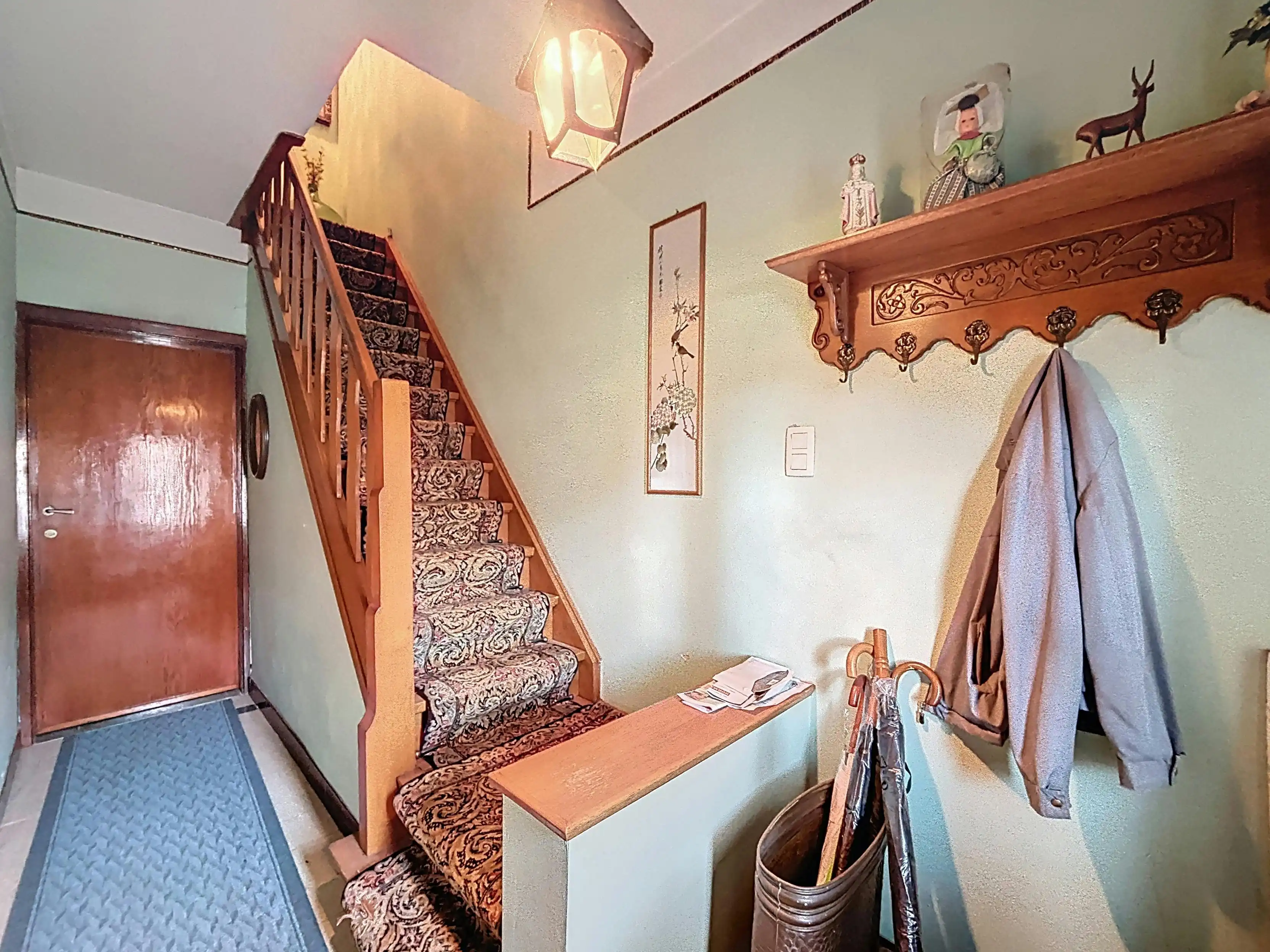 Te renoveren woning te koop in Wuustwezel! foto 4