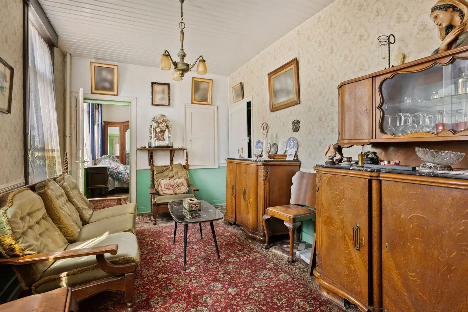 Hoeve met stallen te koop! foto 11