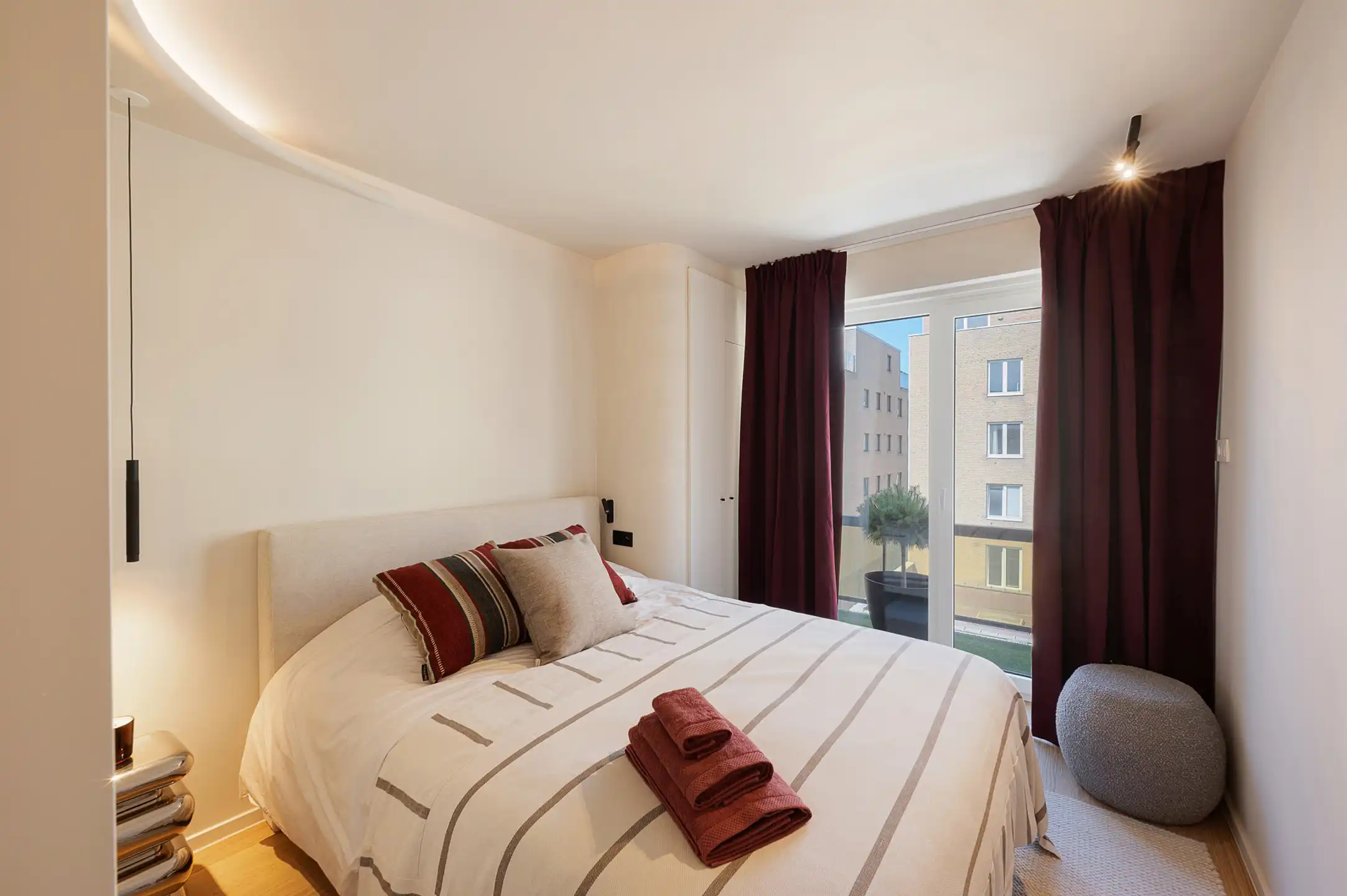 Lichtrijk gerenoveerd appartement met open zichten  foto 25
