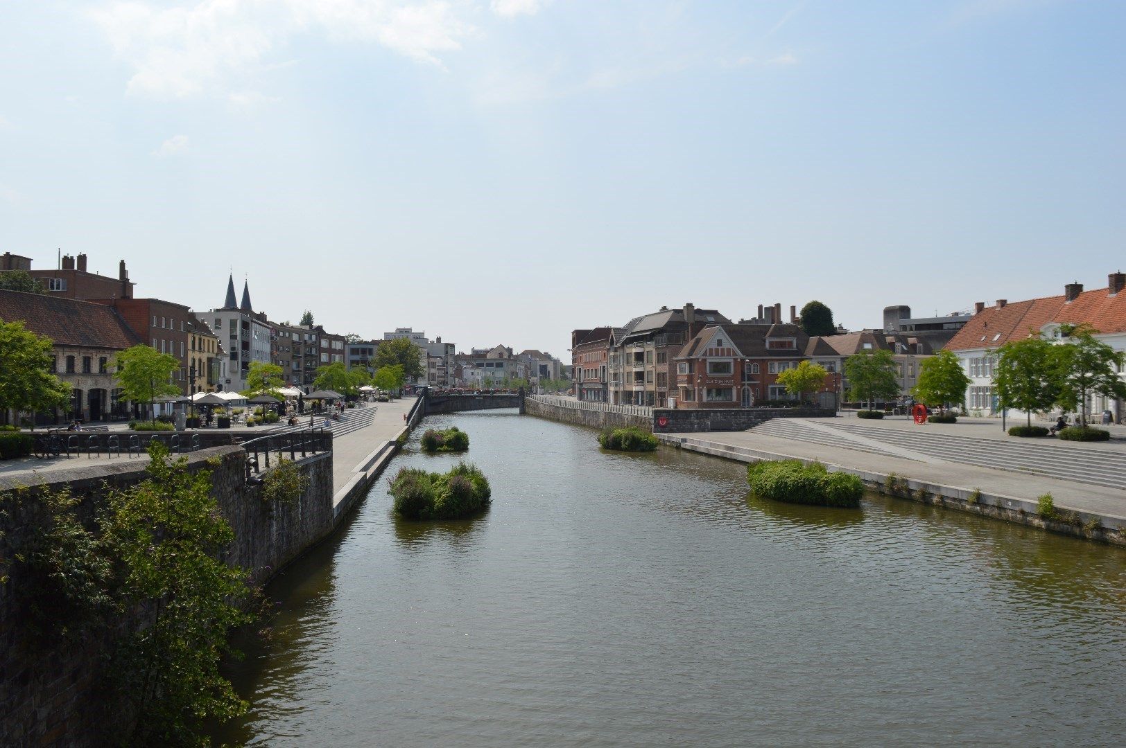 Luxe appartement in het hartje van Kortrijk aan de Leie en Broeltorens foto 21