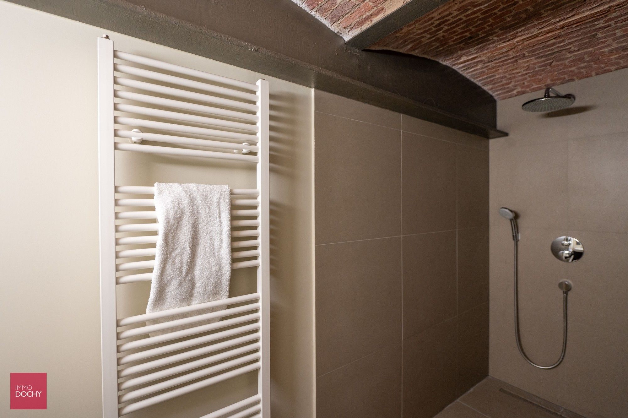 Sfeervolle ruime loft met frontaal zicht op het Kanaal - Spinnerijkaai foto 20