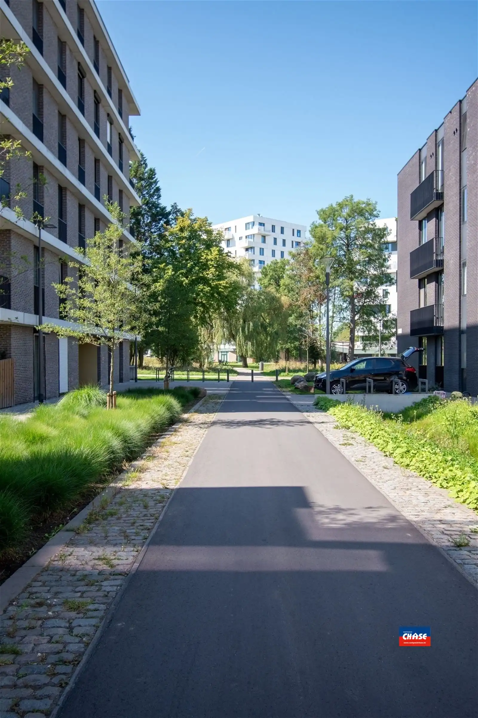 Knap nieuwbouwappartement met 2 slaapkamers, groot terras met prachtig uitzicht en ondergrondse autostaanplaats foto 29
