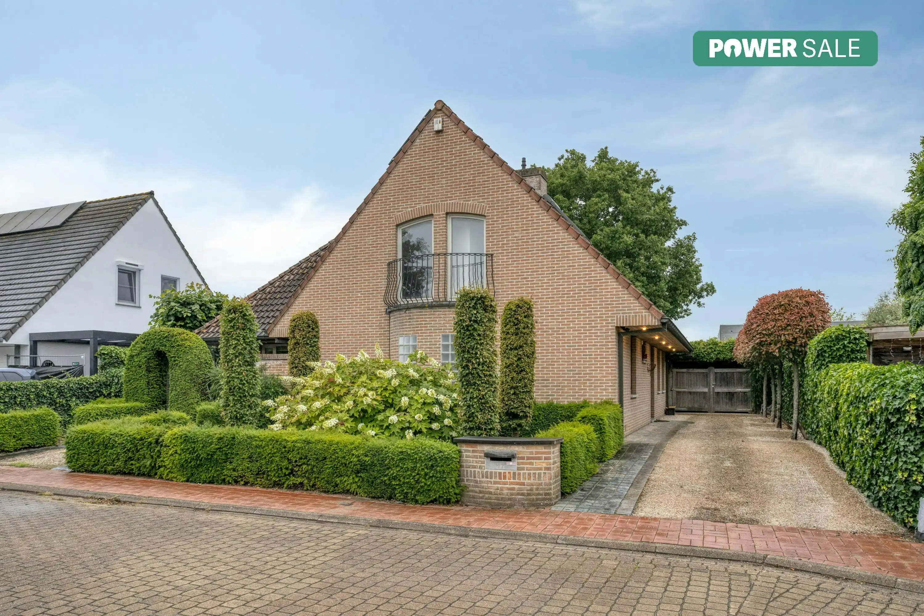 Villa te koop (4 slpk) in doodlopende straat te Sint-Andries foto 2
