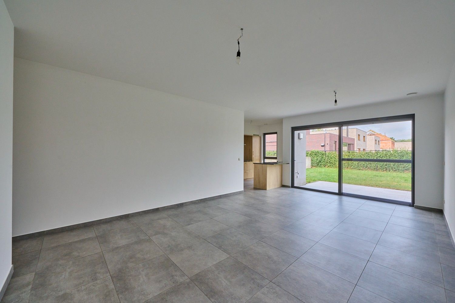 Stijlvol gelijkvloers appartement met zongerichte tuin - EPC 12! foto 2
