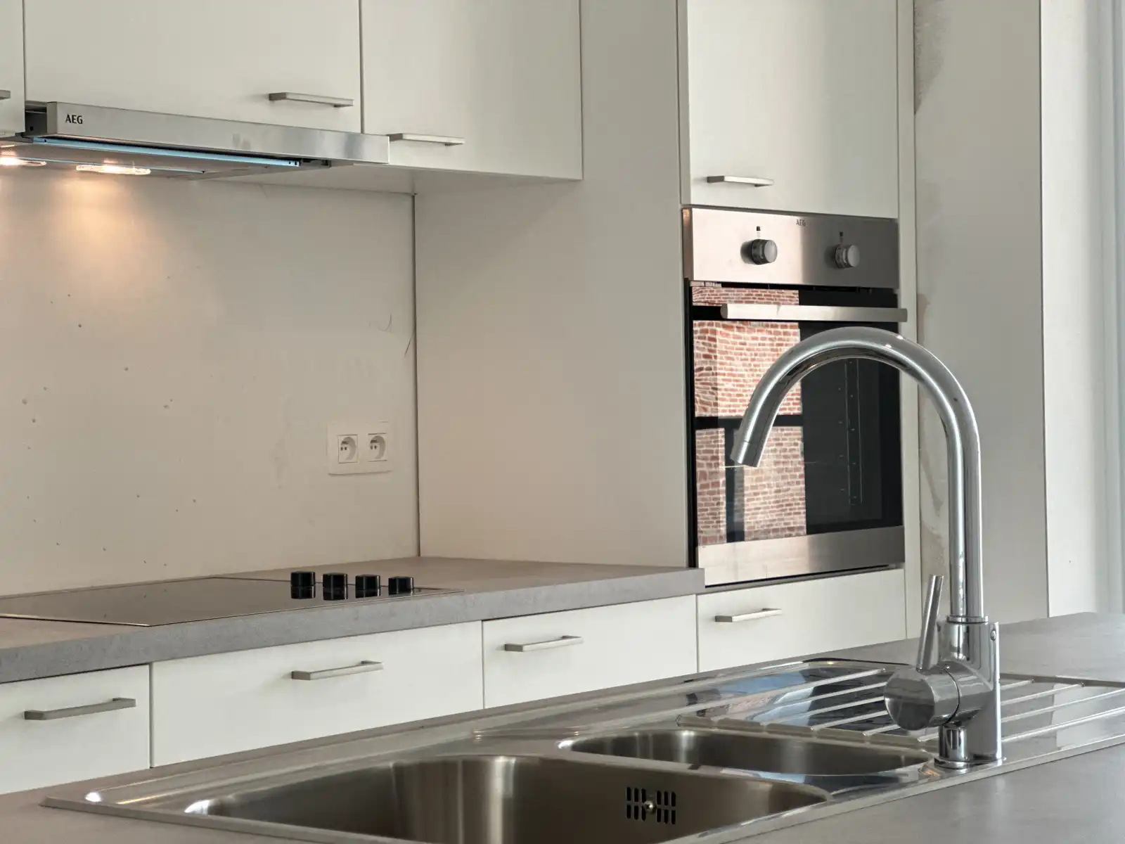 Nieuwbouwappartement met 2 slaapkamers en 2 terrassen! foto 3