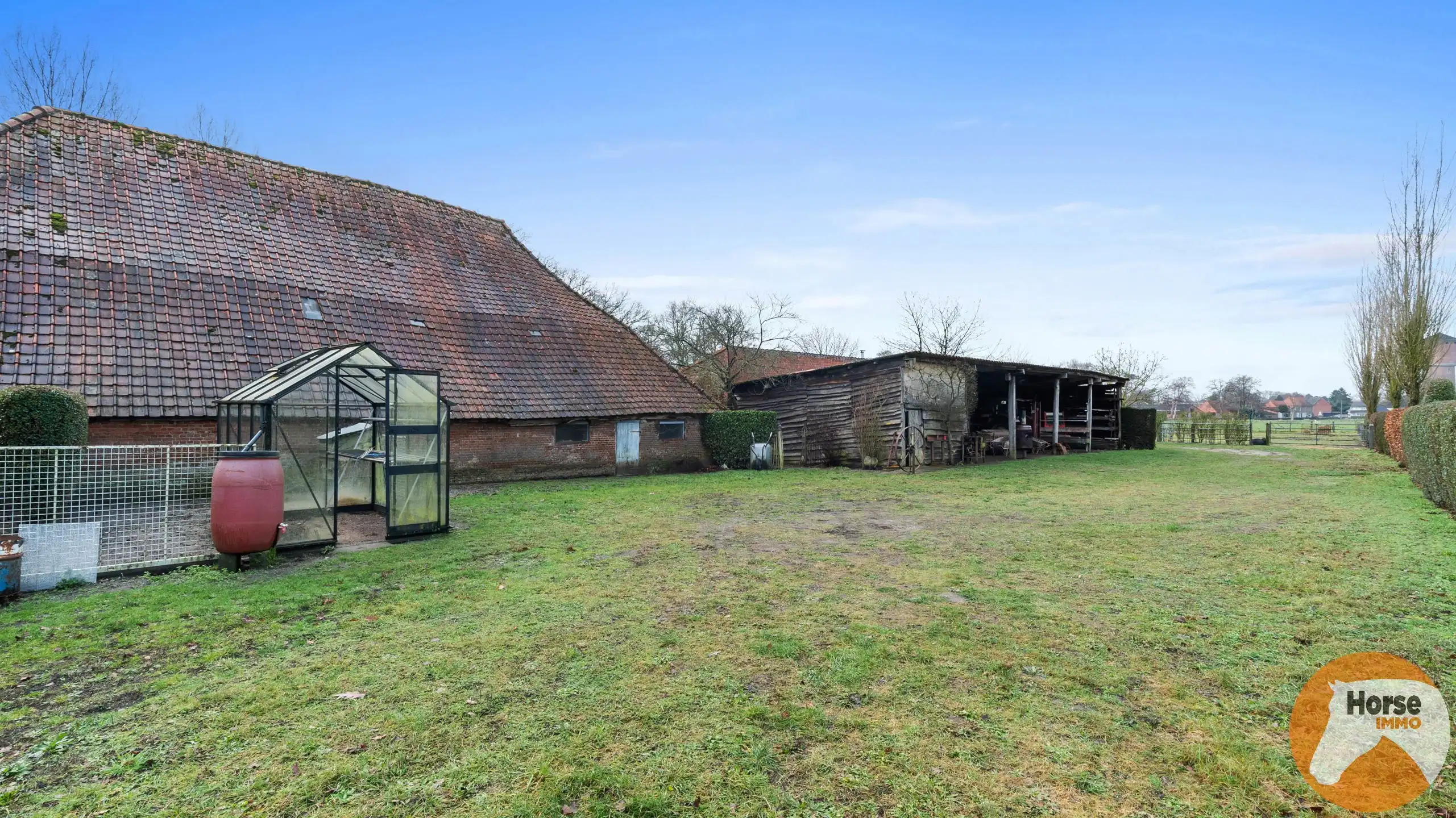 GROBBENDONK - Hoeve met prachtige Kempische schuur en weide foto 34