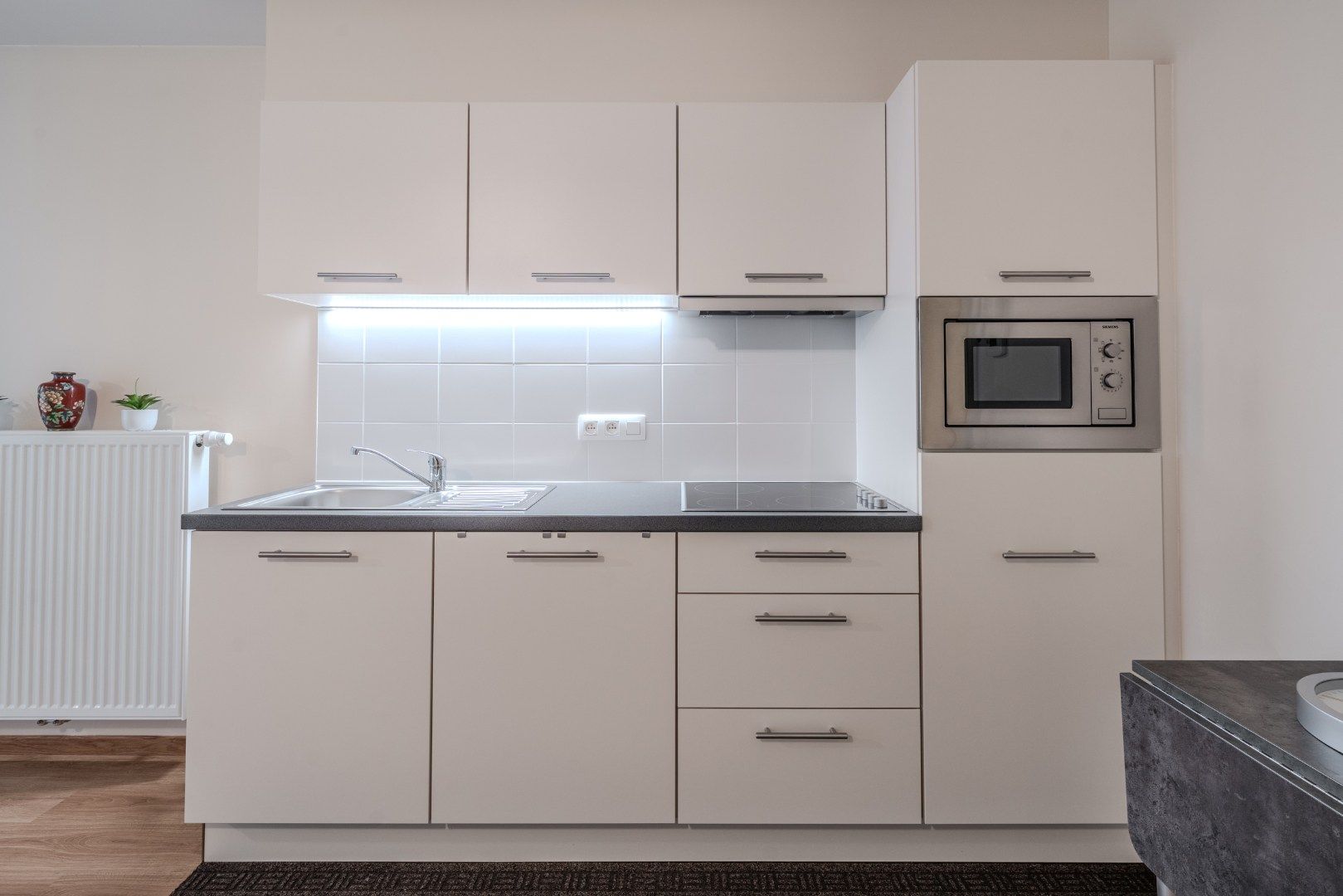 Instapklare gelijkvloerse studio nabij zee foto 6