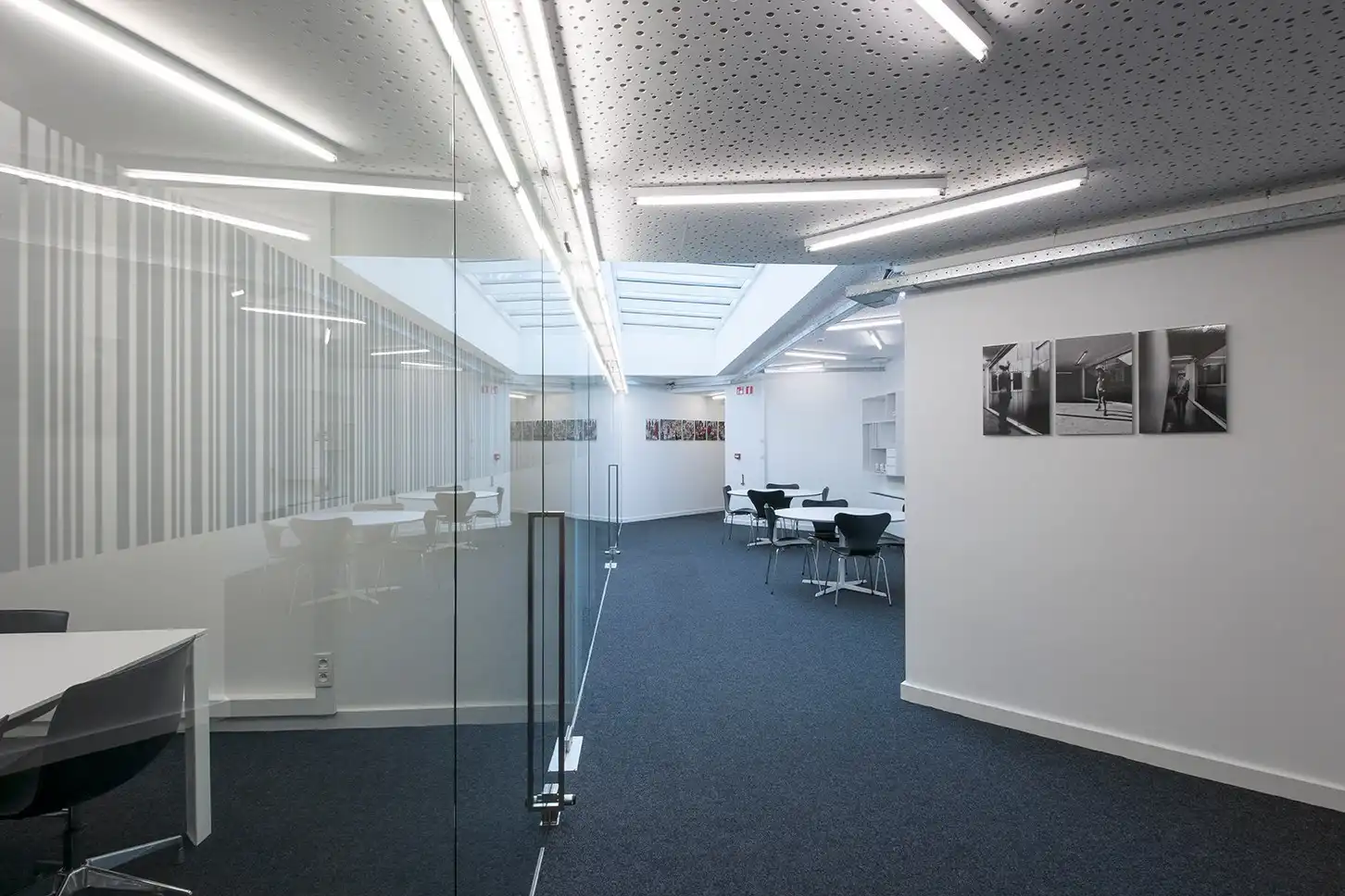 Perfect uitgerust kantoor (22 m²) met parking en alle faciliteiten inclusief, Torhout. foto 5