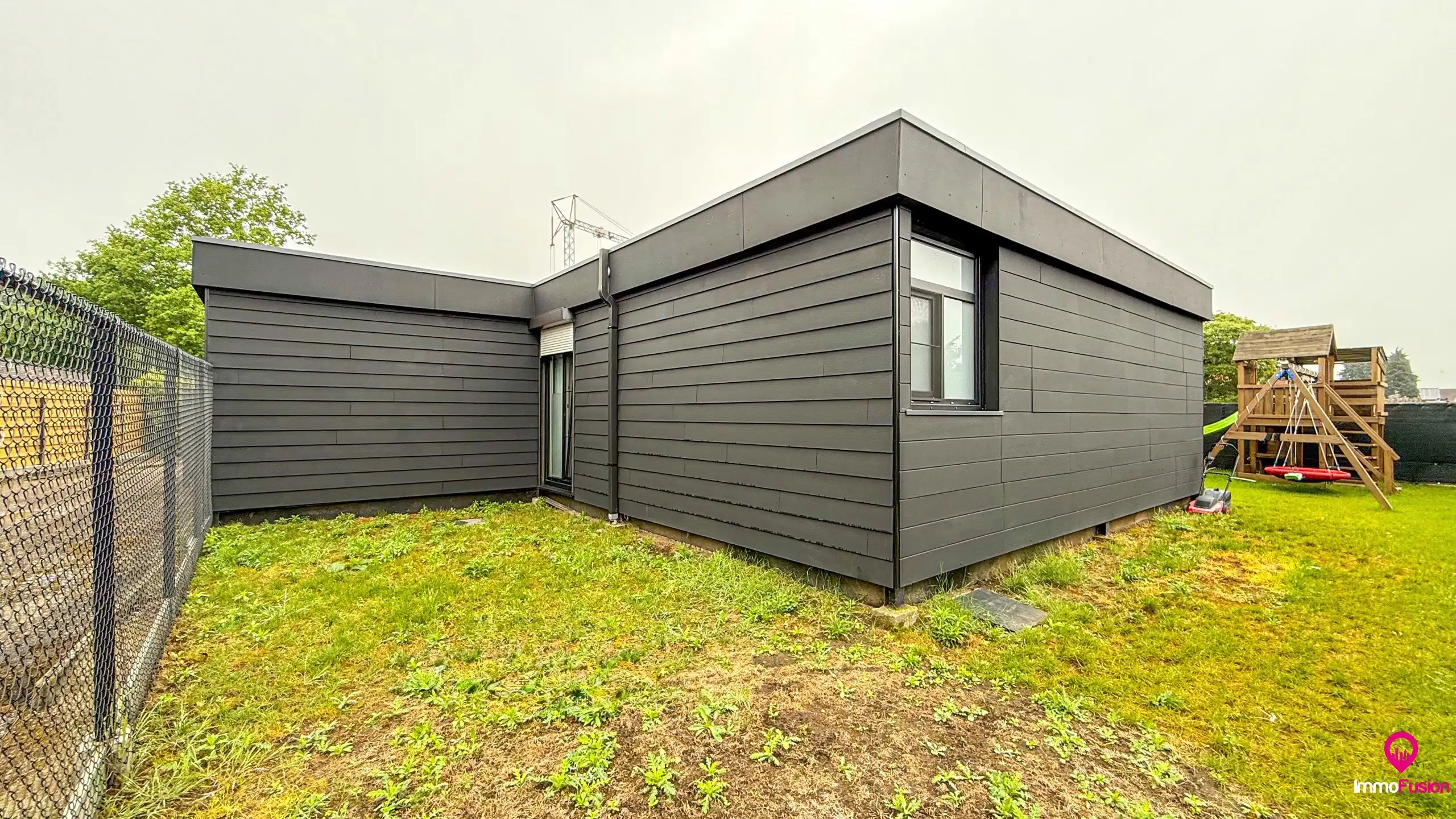 Gerenoveerde woning met 3 slaapkamers en ruime tuin! foto 34