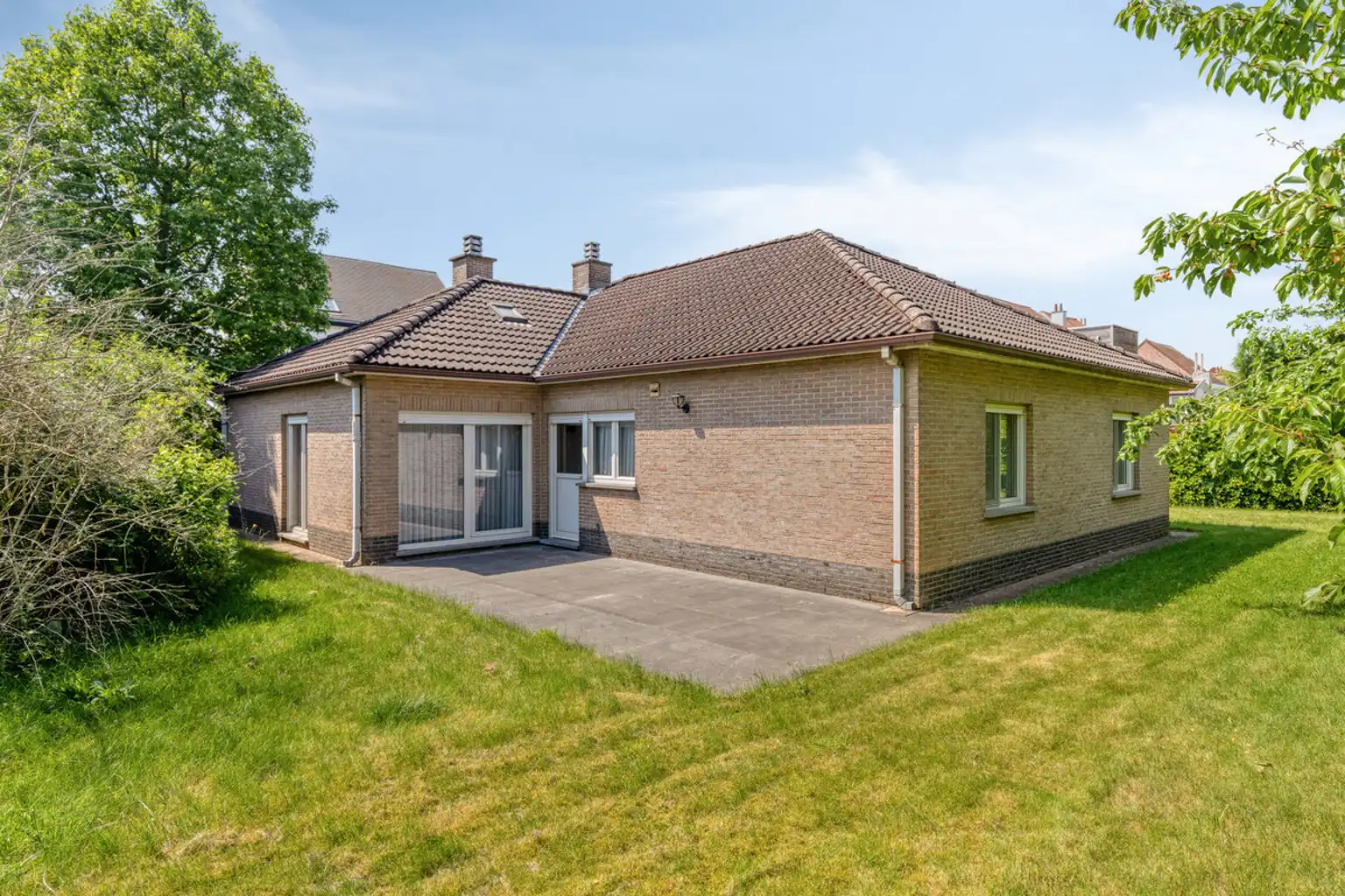 Instapklare bungalow met prachtige tuin  foto 19
