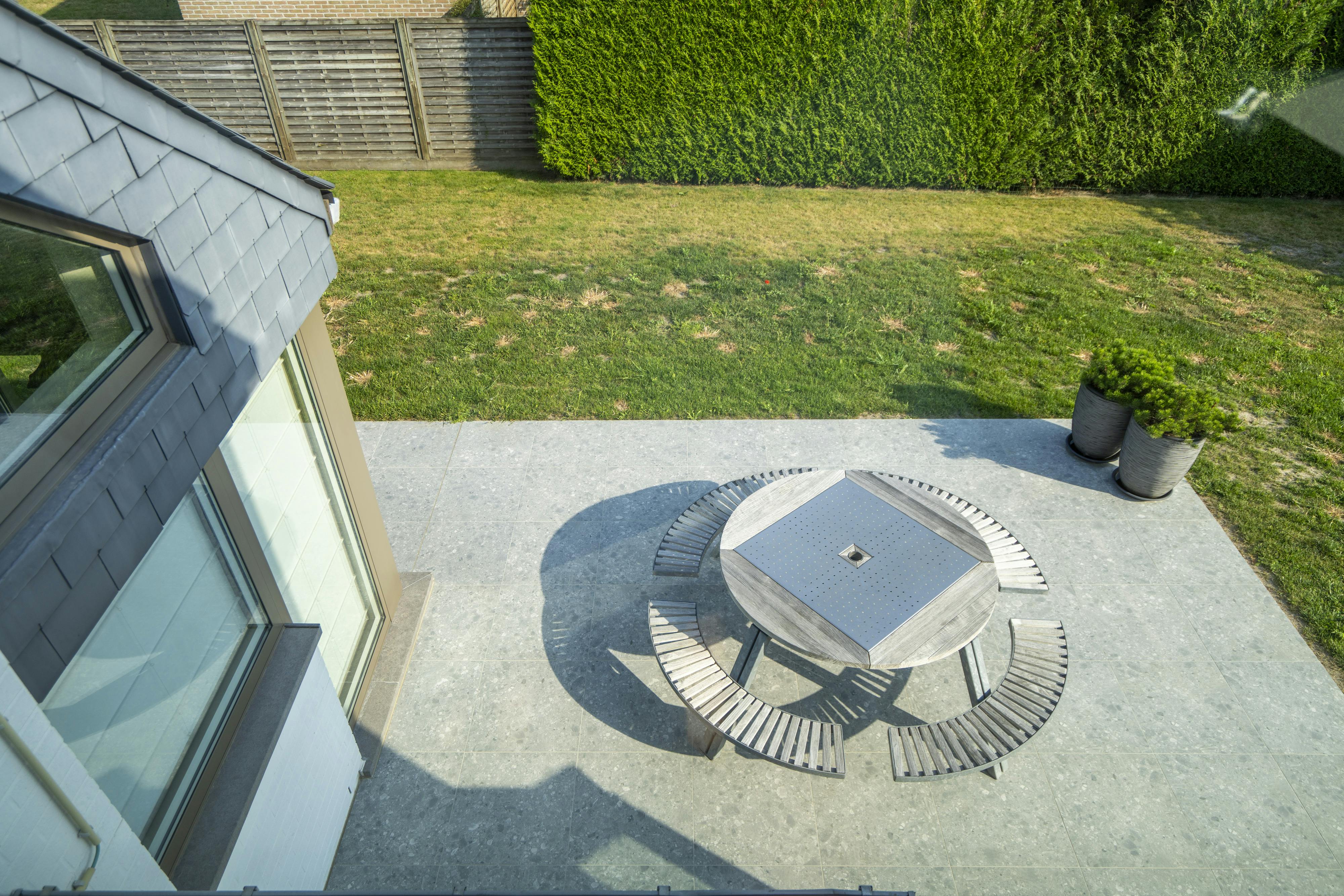 Energiezuinige instapklare villa met zwembad en poolhouse foto 14