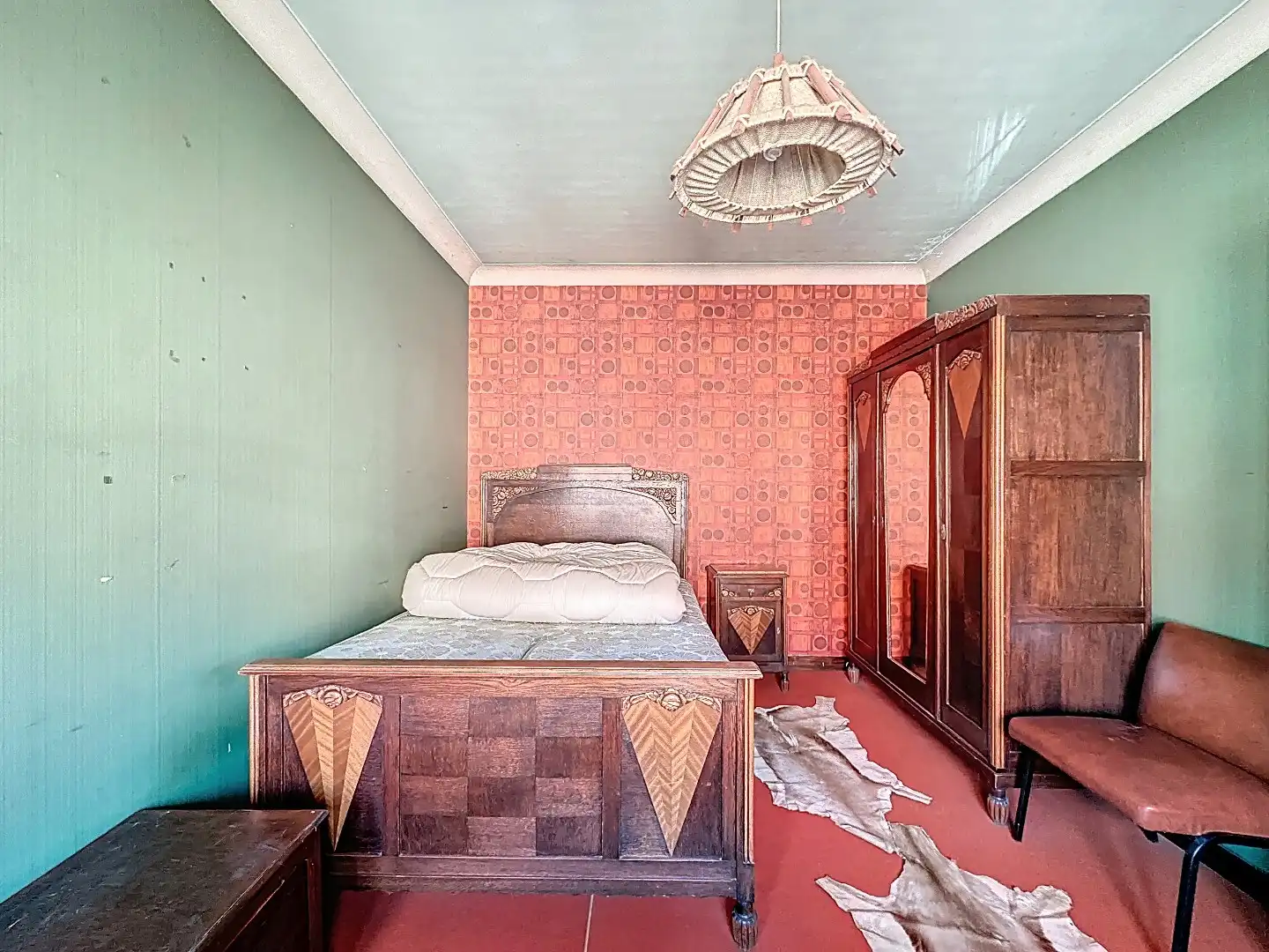 Te renoveren woning op top locatie! foto 16