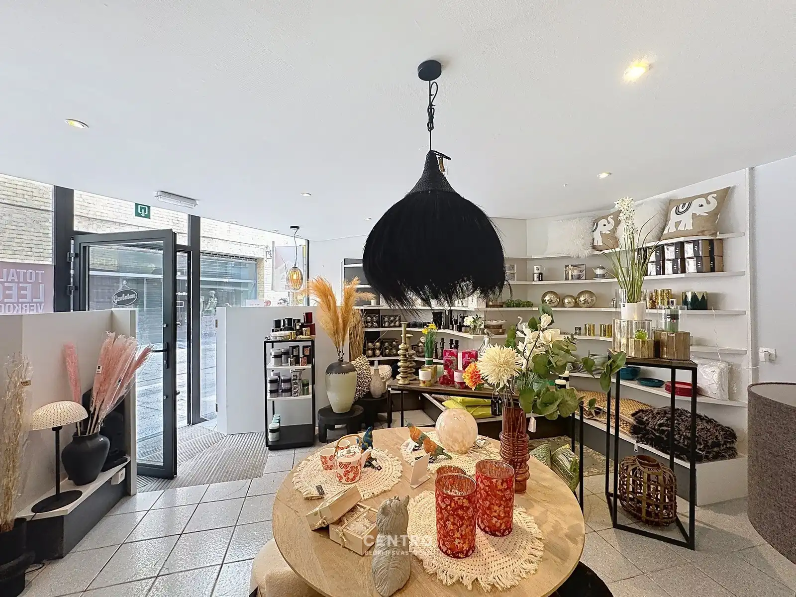 Handelspand met instapklare woonst op TOPlocatie! foto 3
