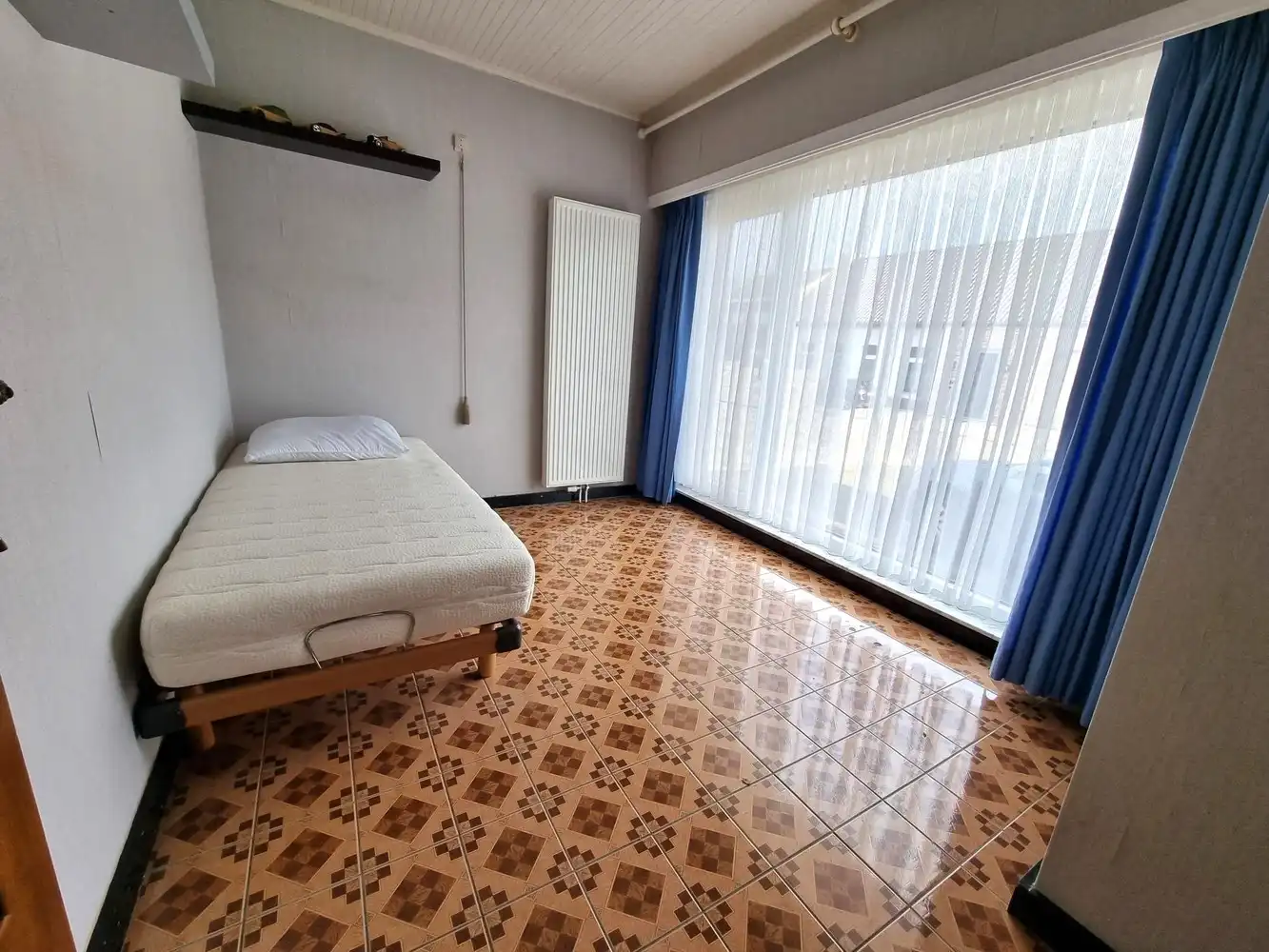 Ruime instapklare gezinswoning met prachtige tuin 28a51ca en uitstekende ligging! foto 15