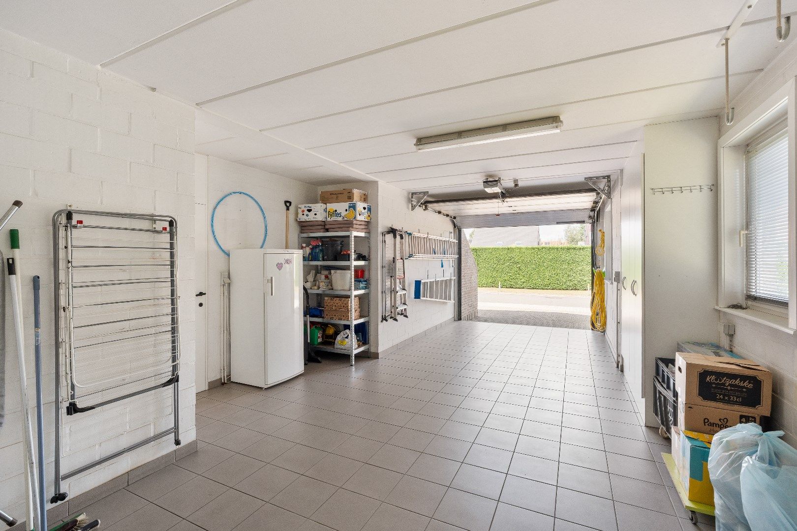 Unieke, uitstekend onderhouden villa in het hart van Ieper – rust, ruimte en comfort foto 19