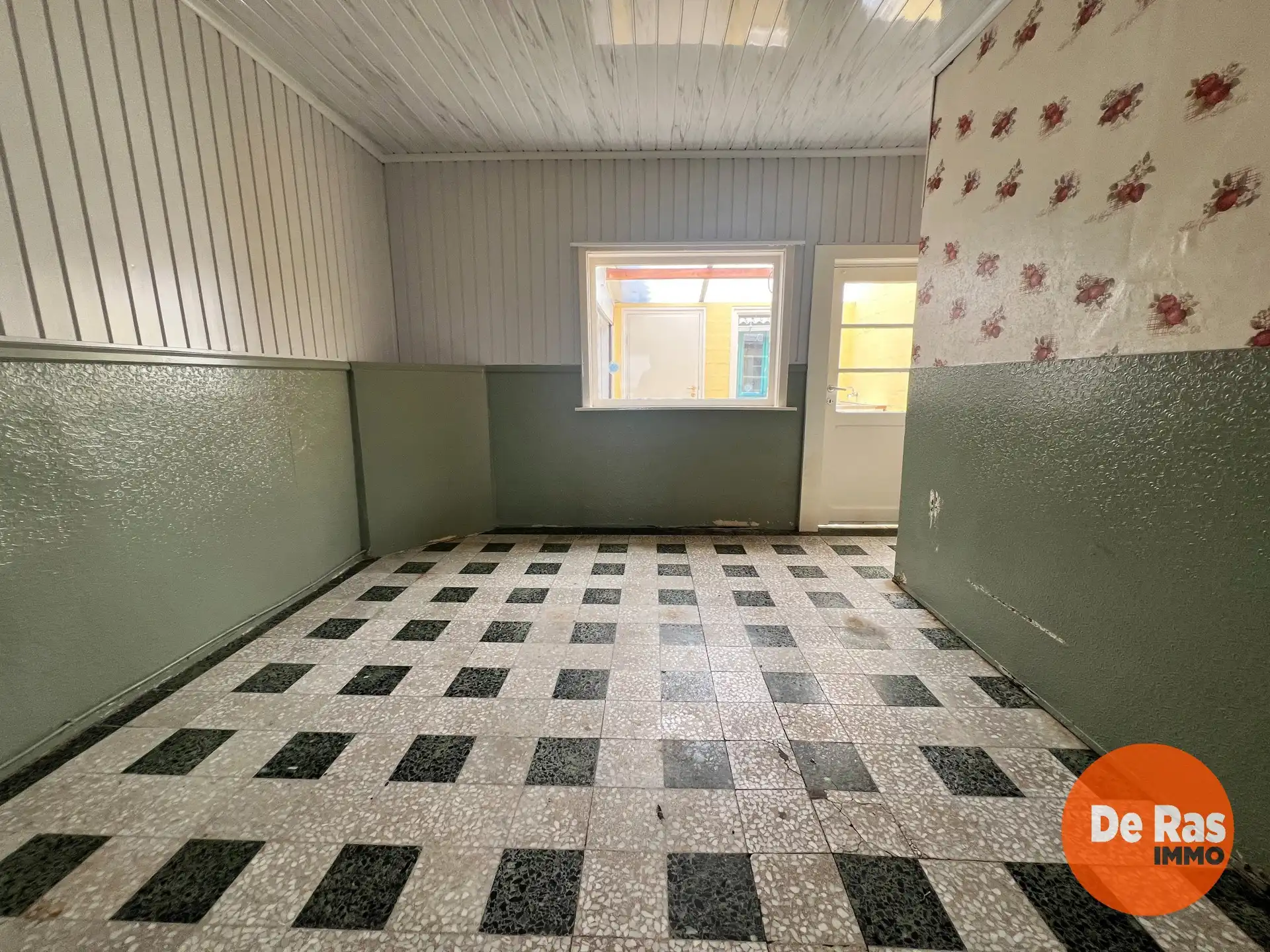 LEDE - Renovatiewoning nabij centrum met tuin foto 3
