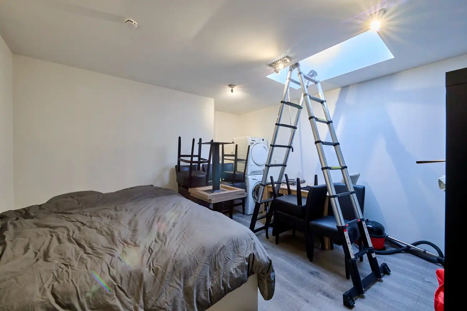 Instapklaar horecapand te koop in Diepenbeek – volledig vernieuwd, tal van mogelijkheden foto 13