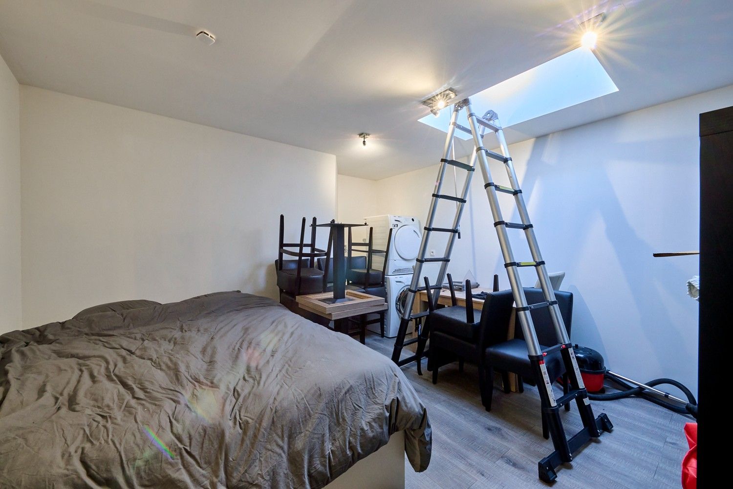 Instapklaar horecapand te koop in Diepenbeek – volledig vernieuwd, tal van mogelijkheden foto 13