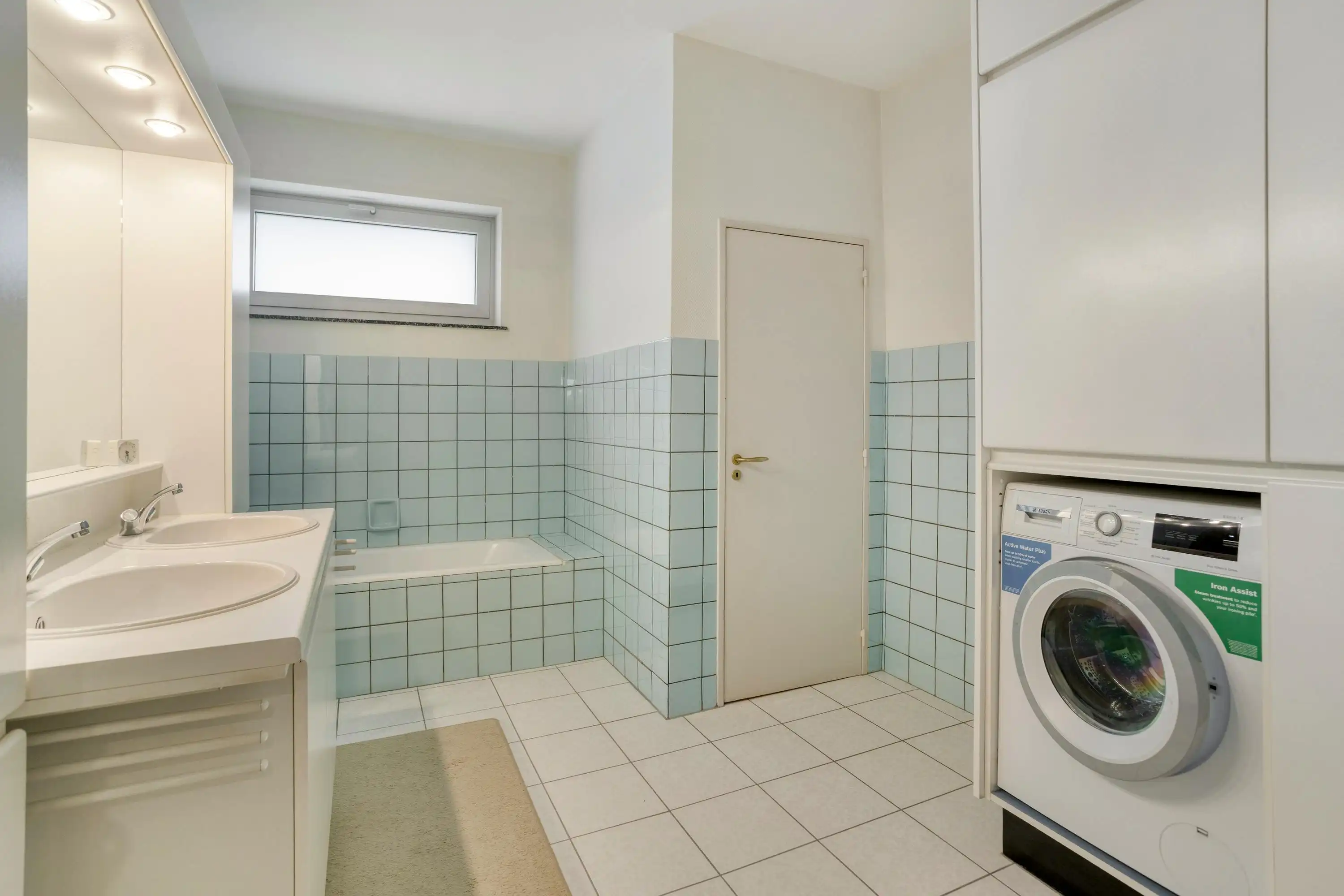 Zeer ruim en uniek appartement (214m²) te koop Linkeroever foto 16
