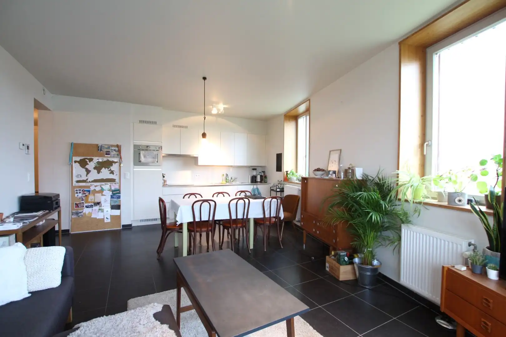 Appartement met twee slaapkamers en prachtig zicht op het park  foto {{pictureIndex}}