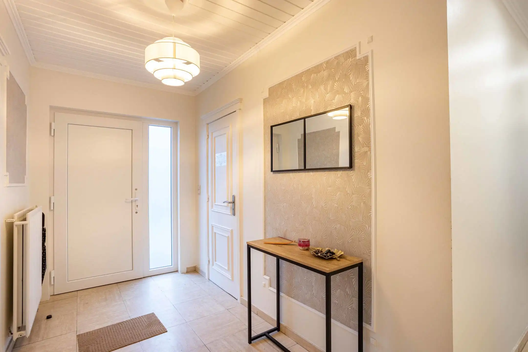 Alleenstaande villa met garage residentiële wijk te Ronse foto 4