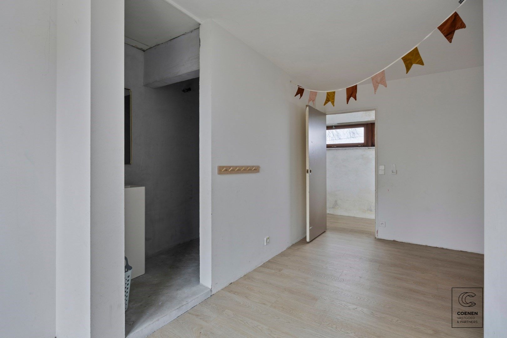 Verder te renoveren villa met een bew opp van 400m² op 5500m² grond op een schitterende ligging te Oud-Turnhout. foto 29