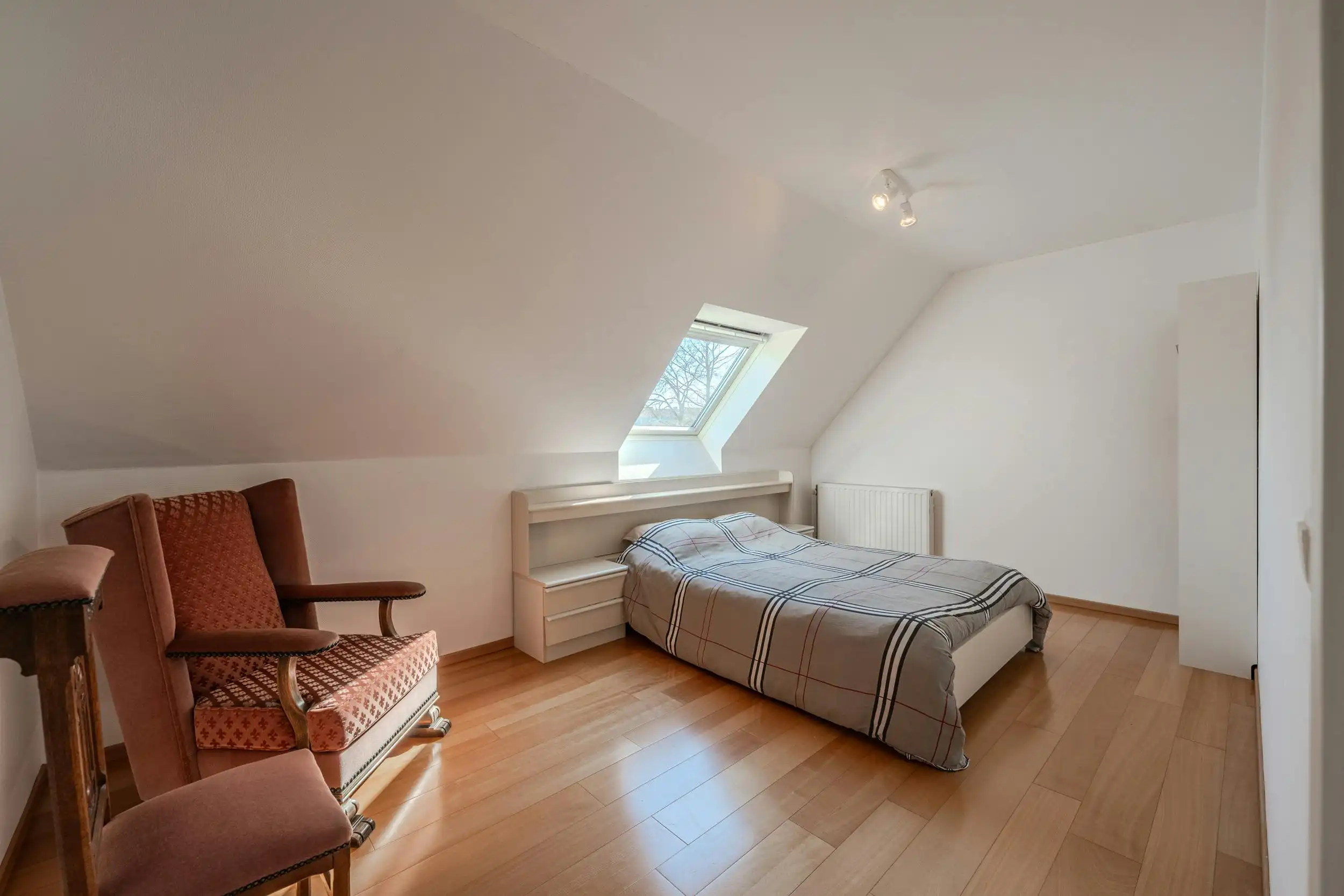 Prachtige villa met 5 slaapkamers te koop in Nieuwpoort. foto 12