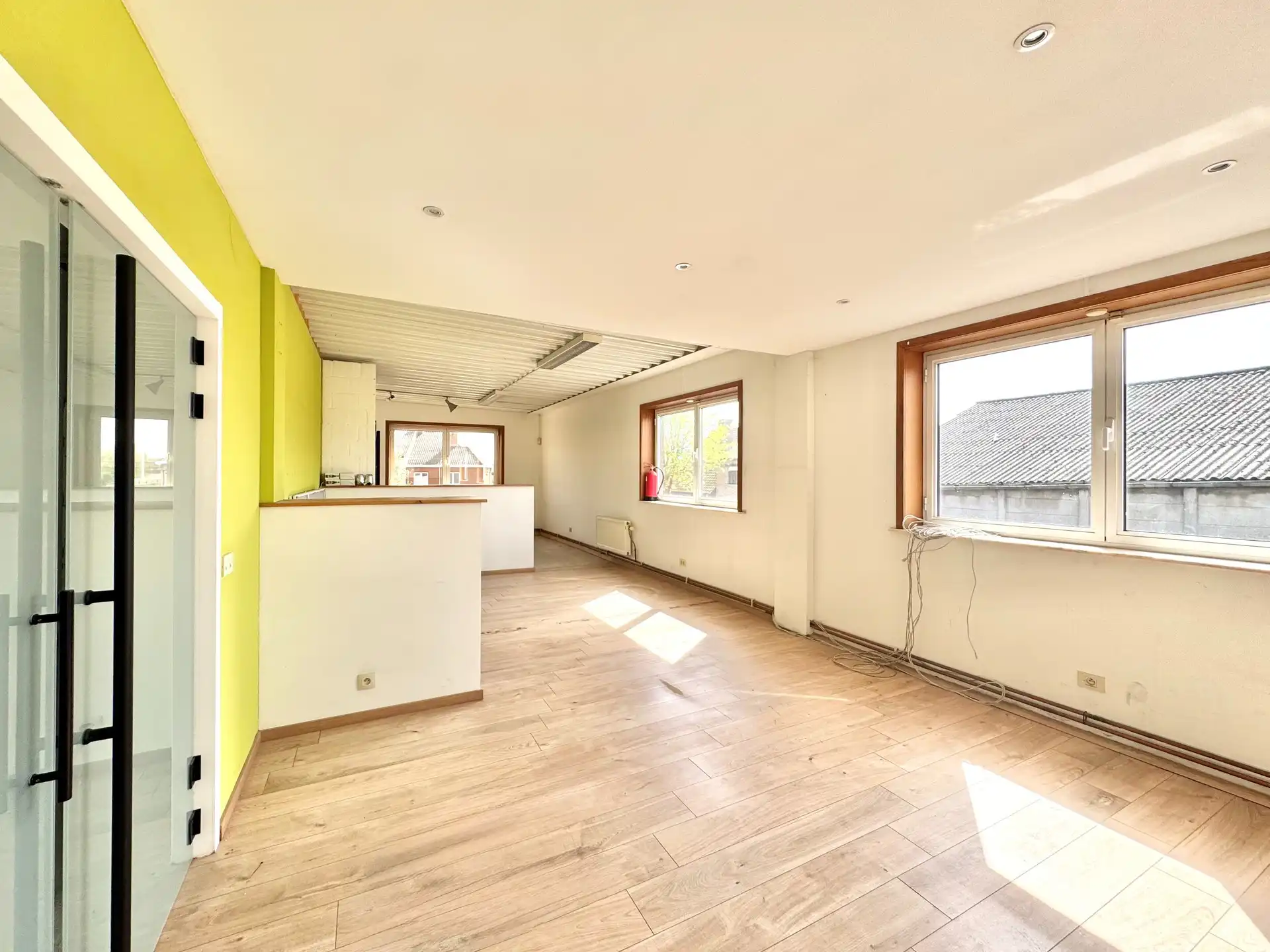 MAGAZIJNEN - BEDRIJFSGEBOUWEN OP EN MET GROND | 3.941 M² foto 17