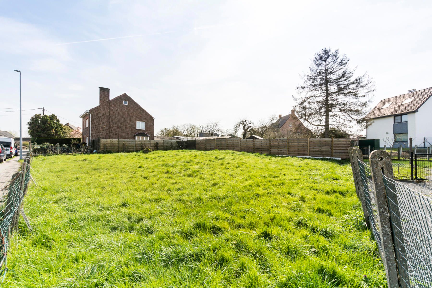 Perceel grond in woongebied (verkaveling thans in aanvraag) foto 2