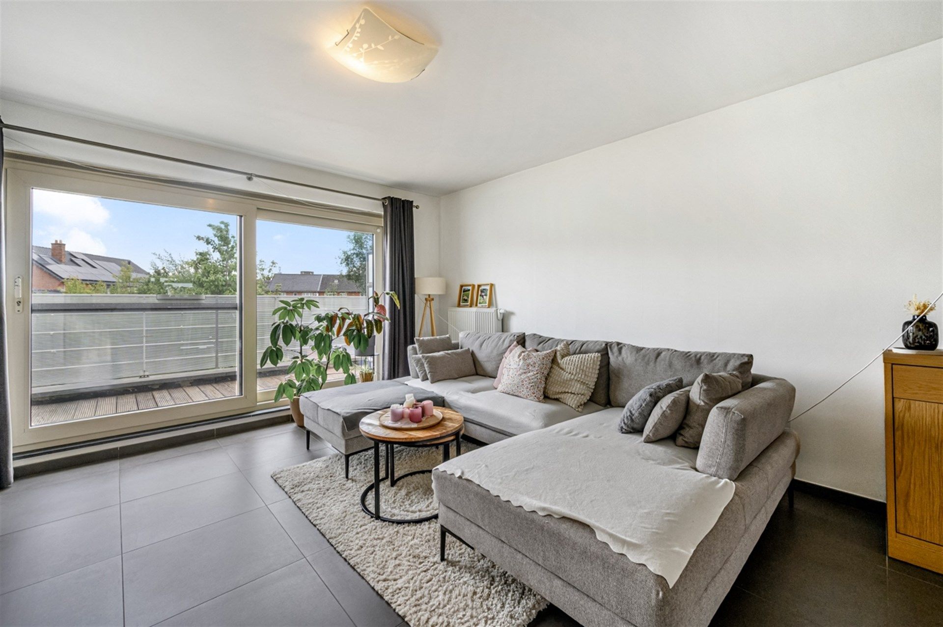 Stijlvol duplex-appartement met 3 slaapkamers in Denderleeuw – op wandelafstand van het station foto 5