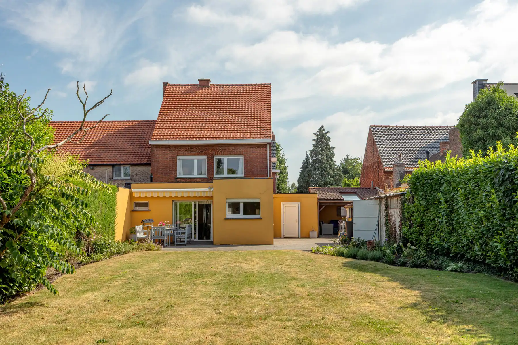 Halfopen bebouwing met garage en zuidwest-tuin! foto 19