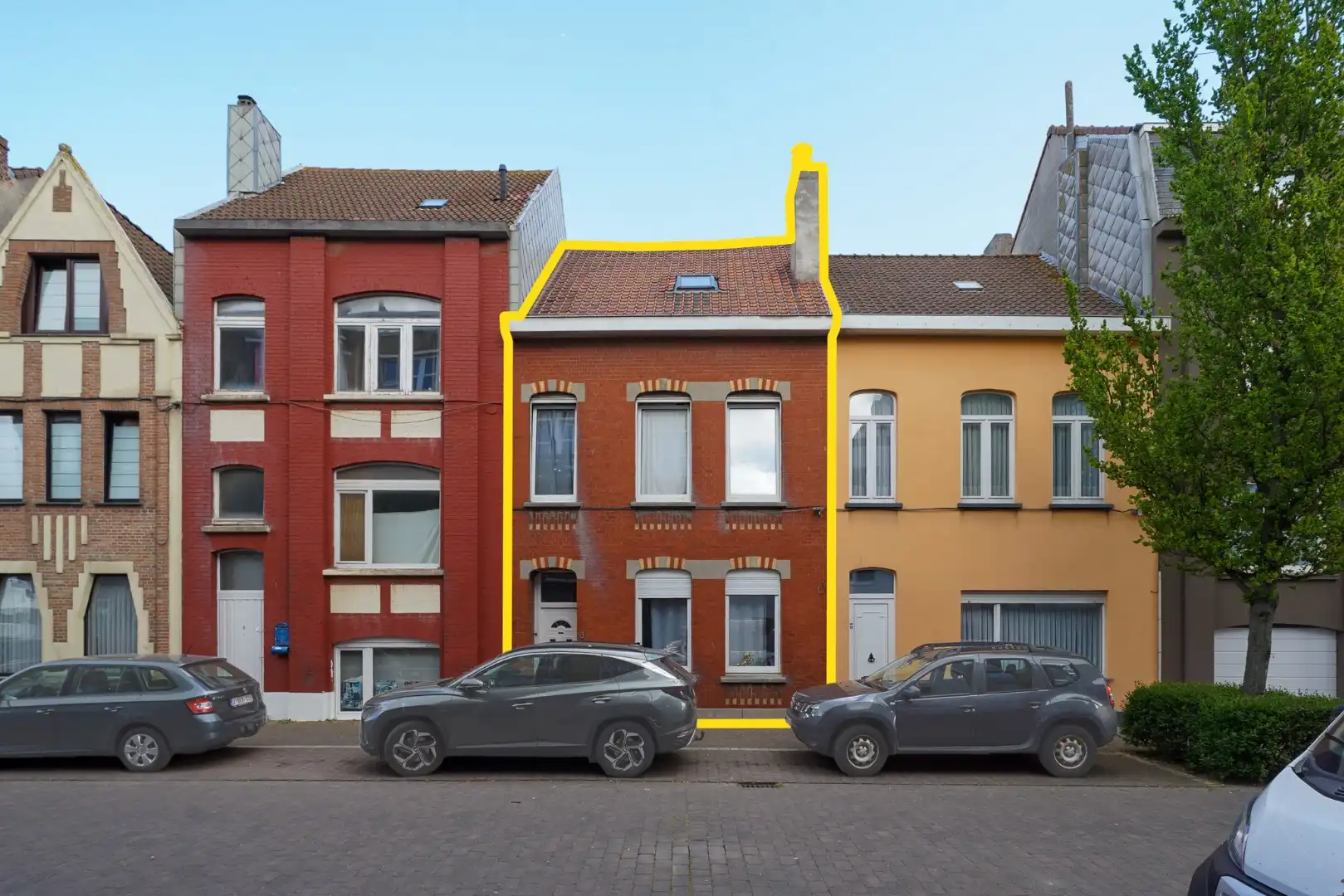 Hoofdfoto van de publicatie: Ruime woning met 5 slaapkamers