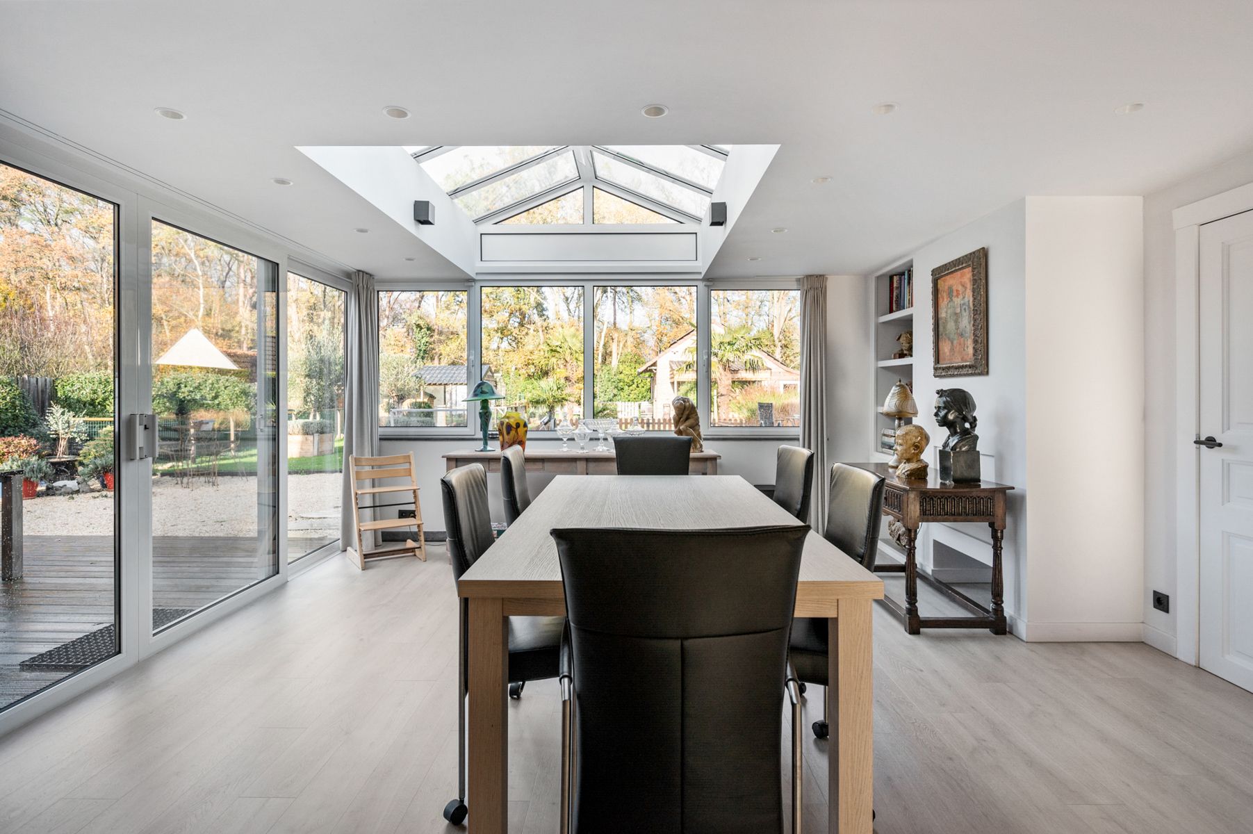 Instapklare woning gelegen in een doodlopende straat foto 4